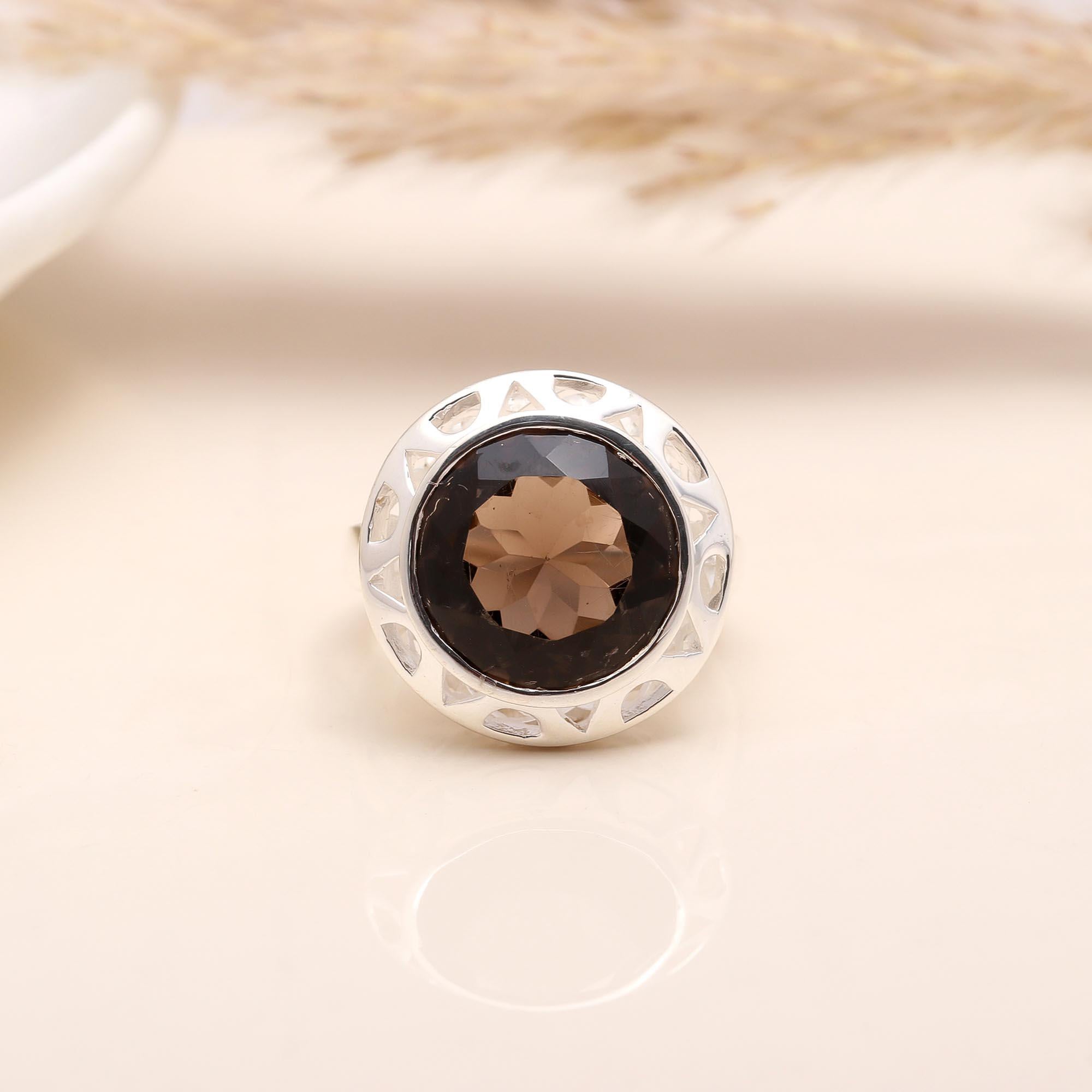 The Vintage Oval: Smoky Quartz Latticework Ring