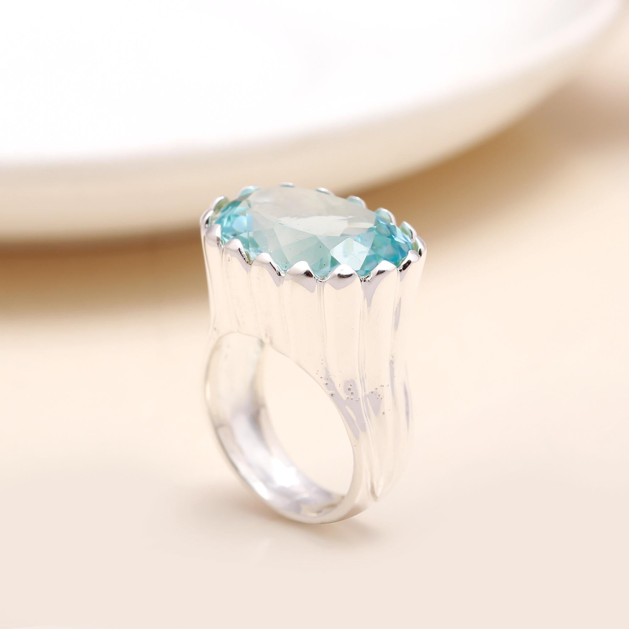 The Azure Sovereign: High Profile Fluted Ring