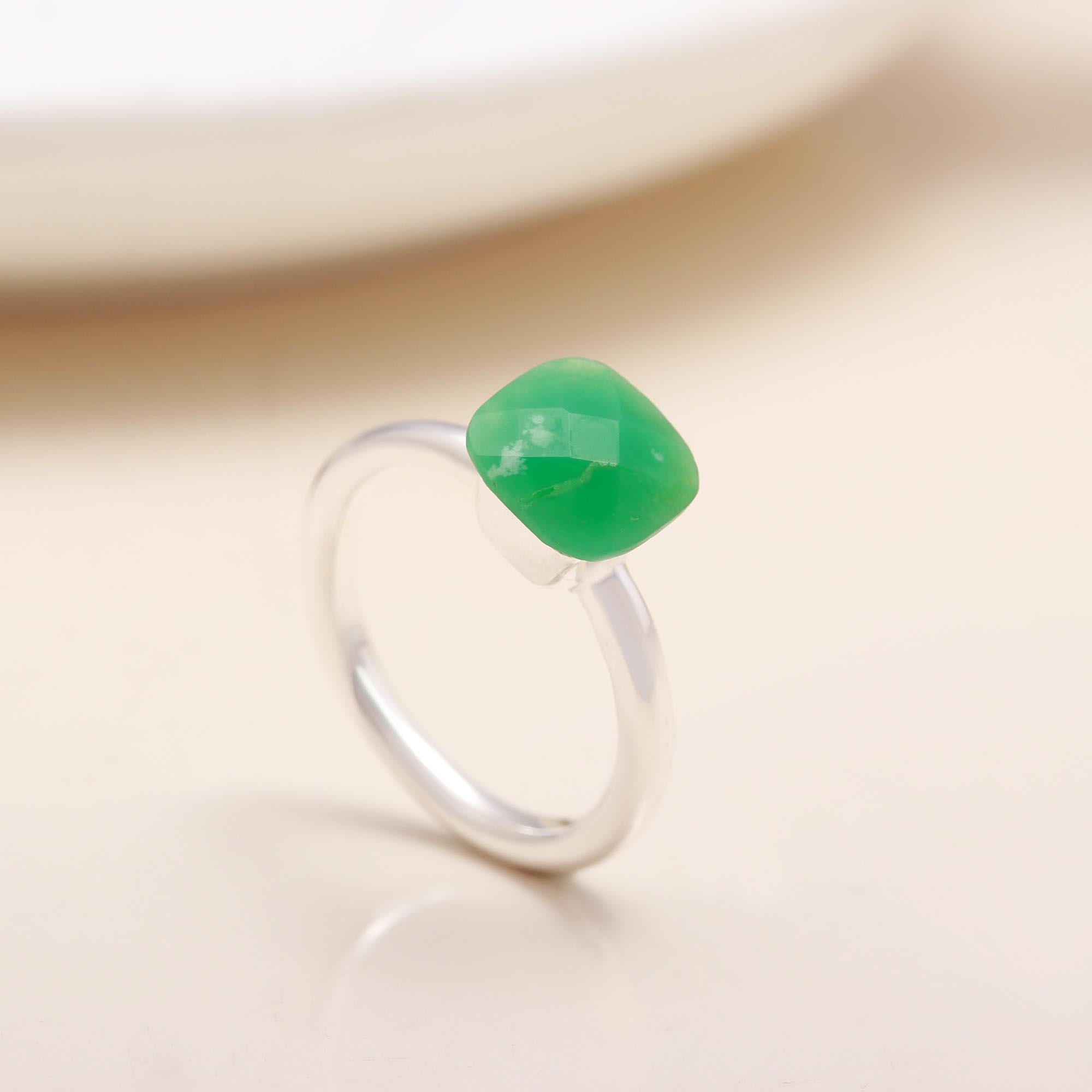 The Green Emerald: Minimalist Solitaire Ring