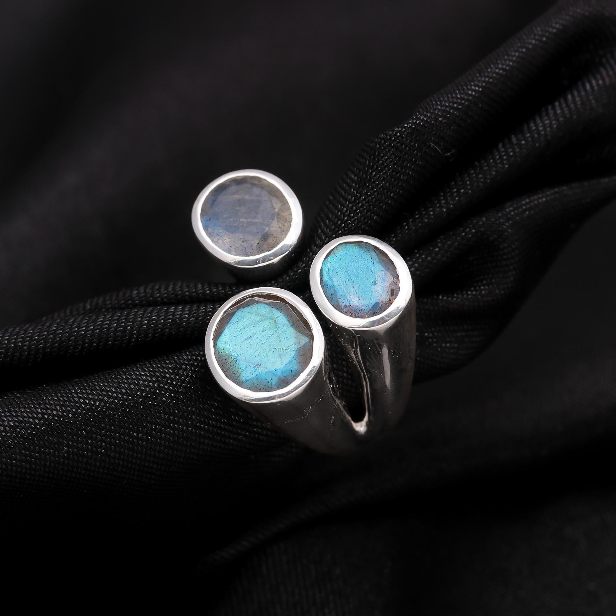 Three Stone Labradorite: Modern Sculptural Ring