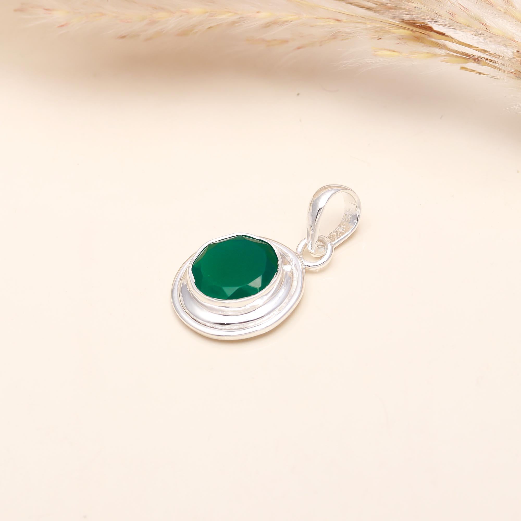 Natural Green Onyx Pendant in 925 Sterling Silver