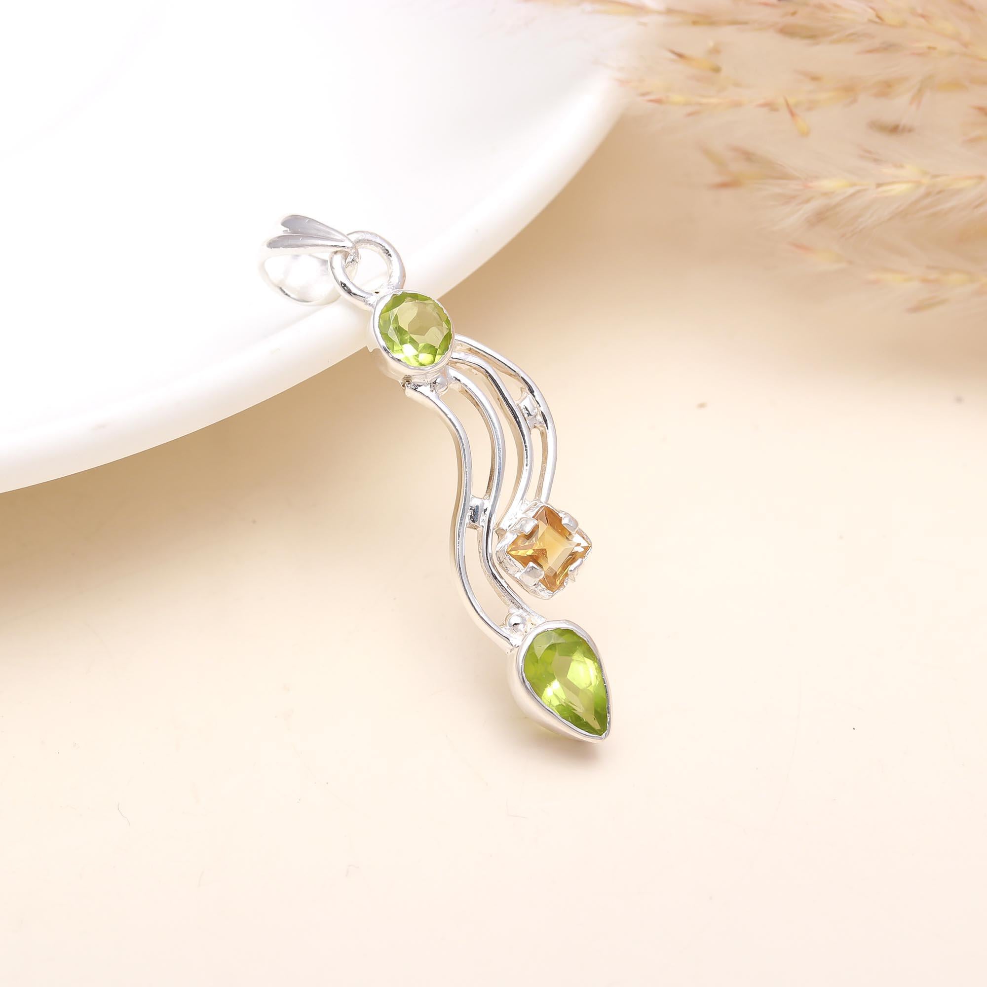925 Sterling Silver Peridot Pendant