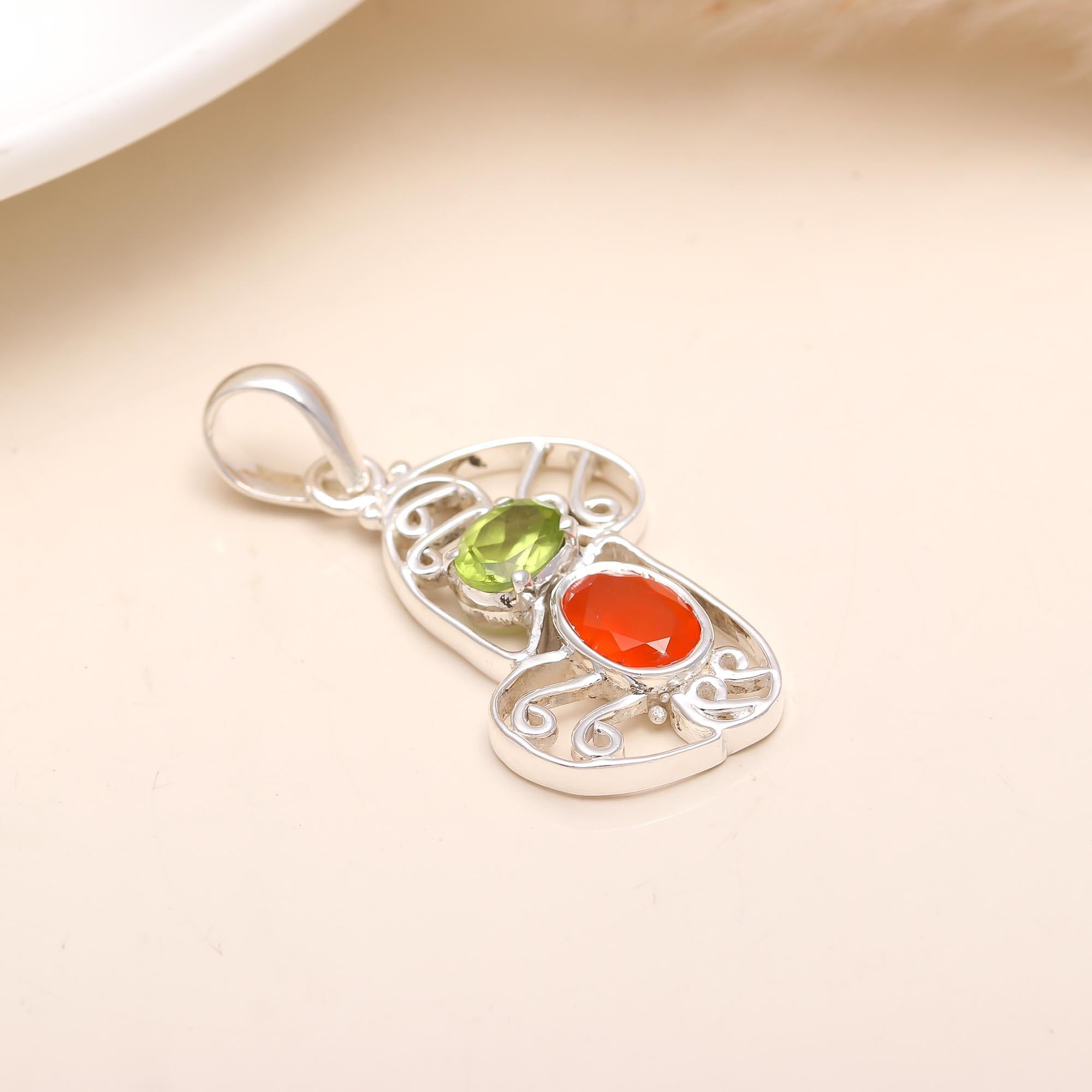 Peridot Carnelian 925 Sterling Silver Pendant