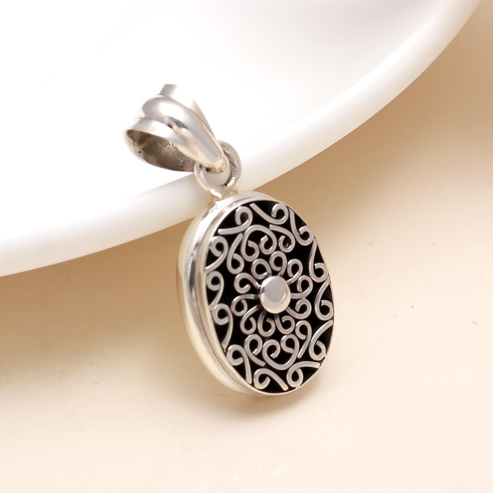 The Victorian Scroll: Sterling Silver Filigree Pendant