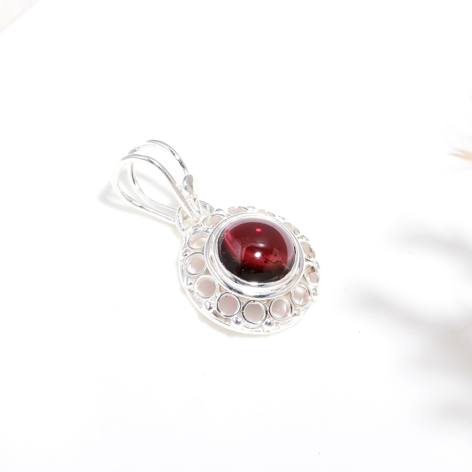 The Garnet Halo: Garnet Bubble Circle Halo Silver Pendant