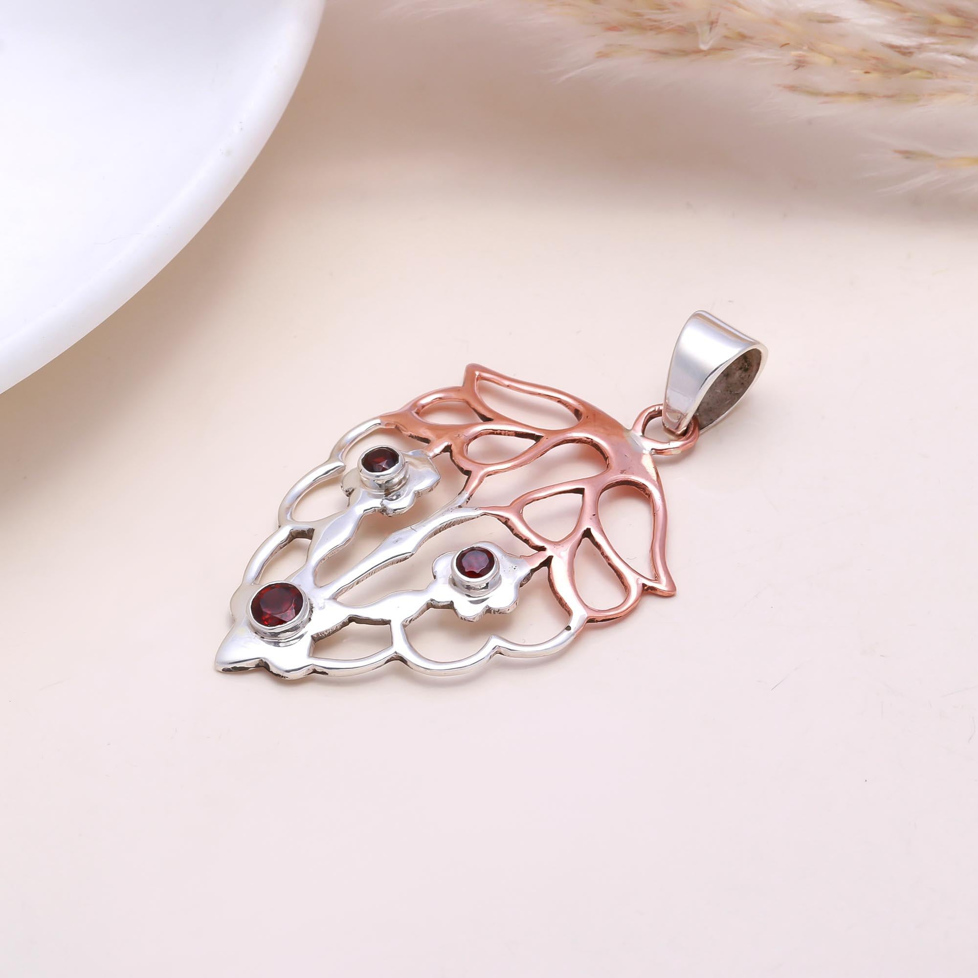 The Autumn Leaf: Garnet & Two-Tone Leaf Pendant