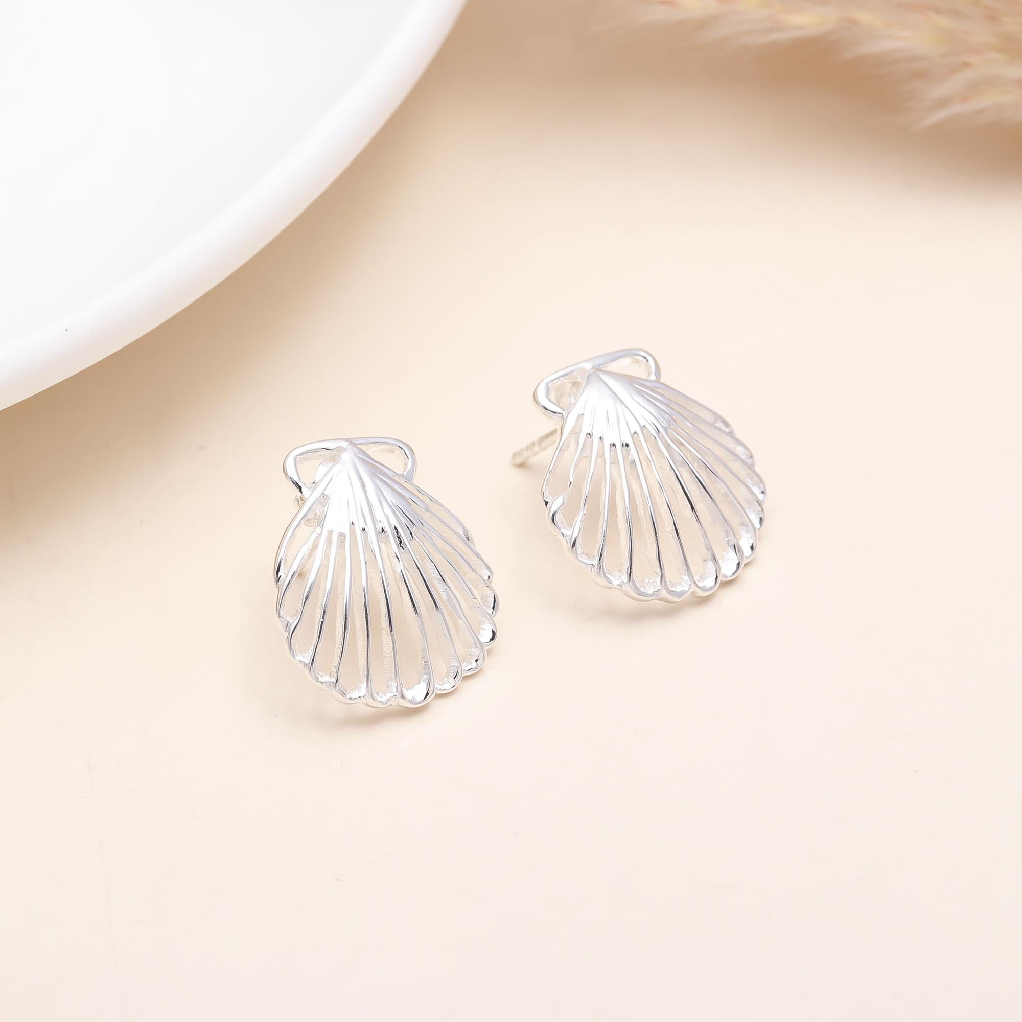 925 Sterling Silver Shell Stud Earrings