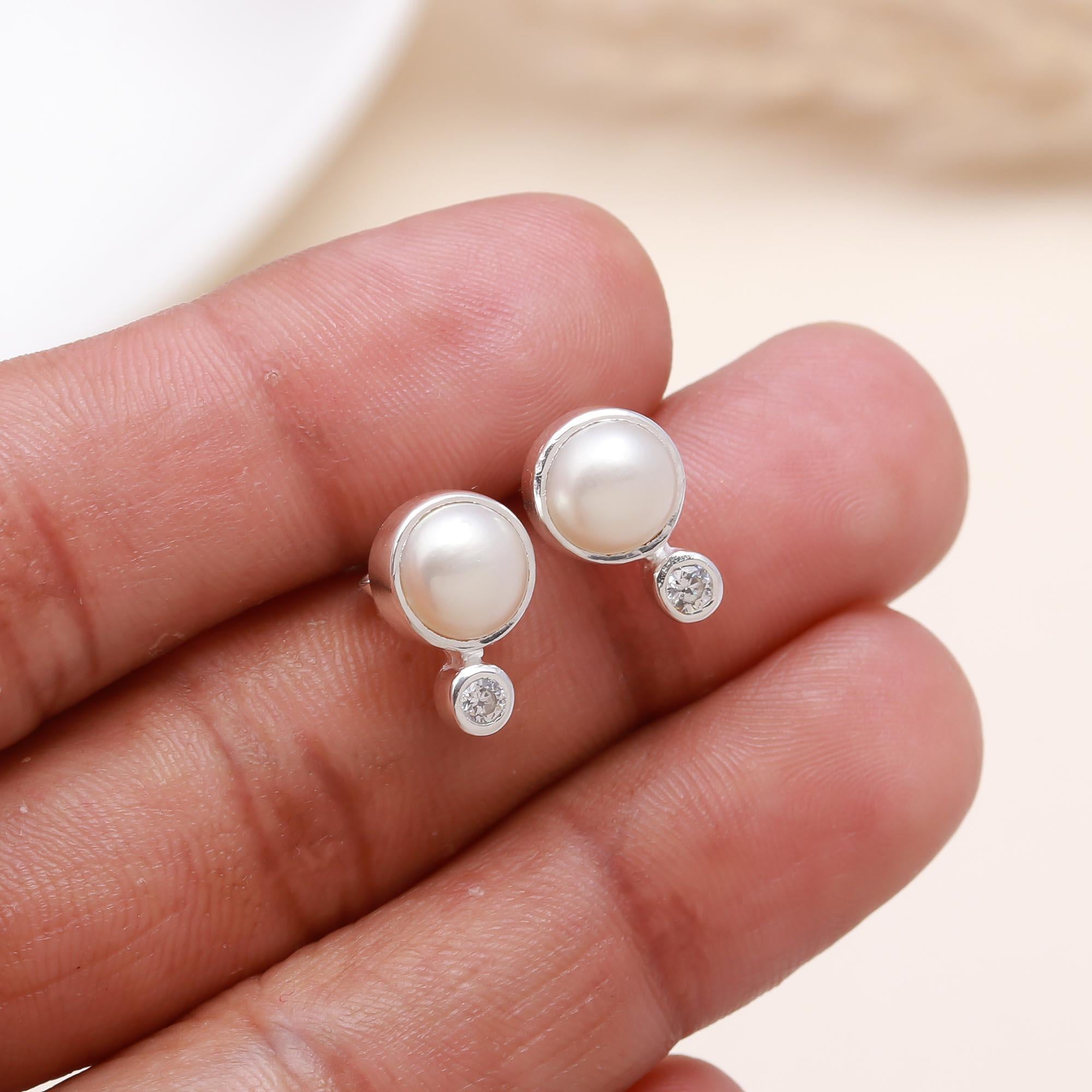 925 Sterling Silver Pearl & CZ Classic Stud Earrings