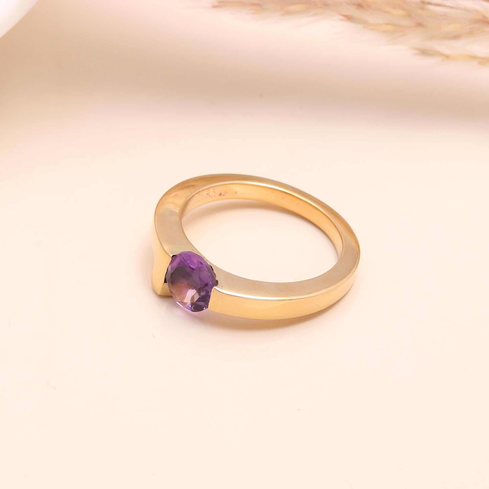 925 Sterling Silver Amethyst Solitaire Ring