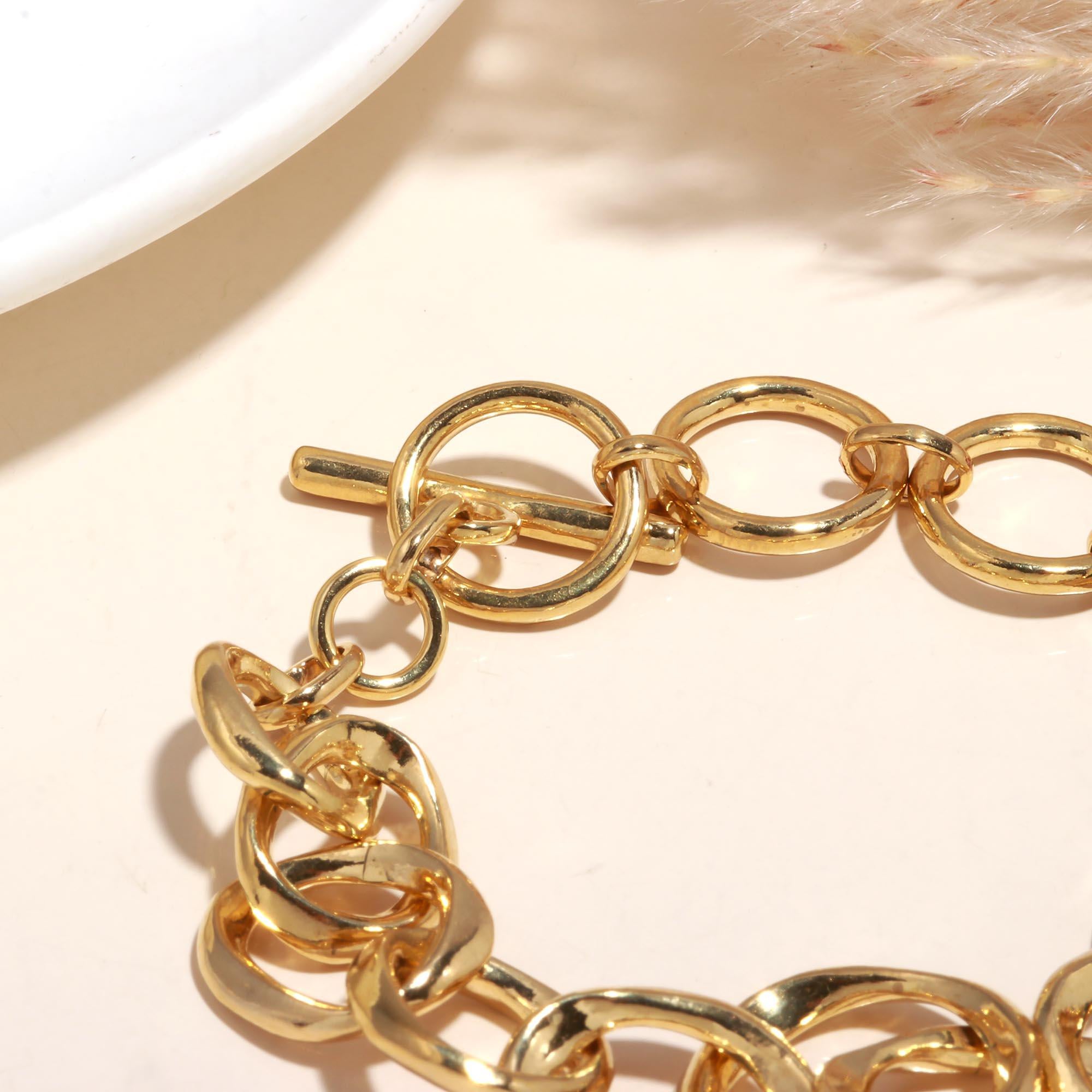 The Golden Loop: Chunky Gold Vermeil Link Toggle Bracelet