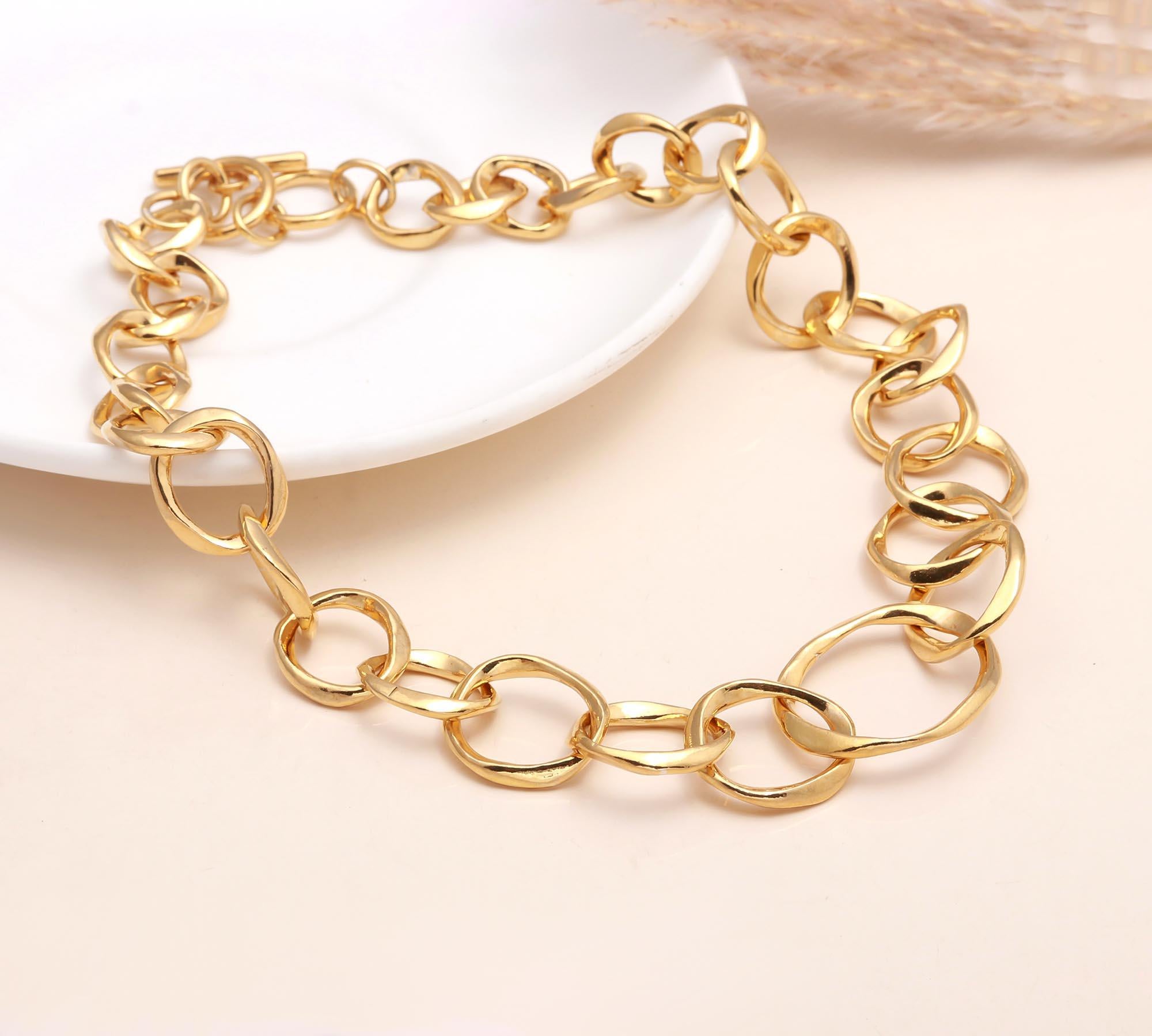 The Golden Loop: Chunky Gold Link Necklace