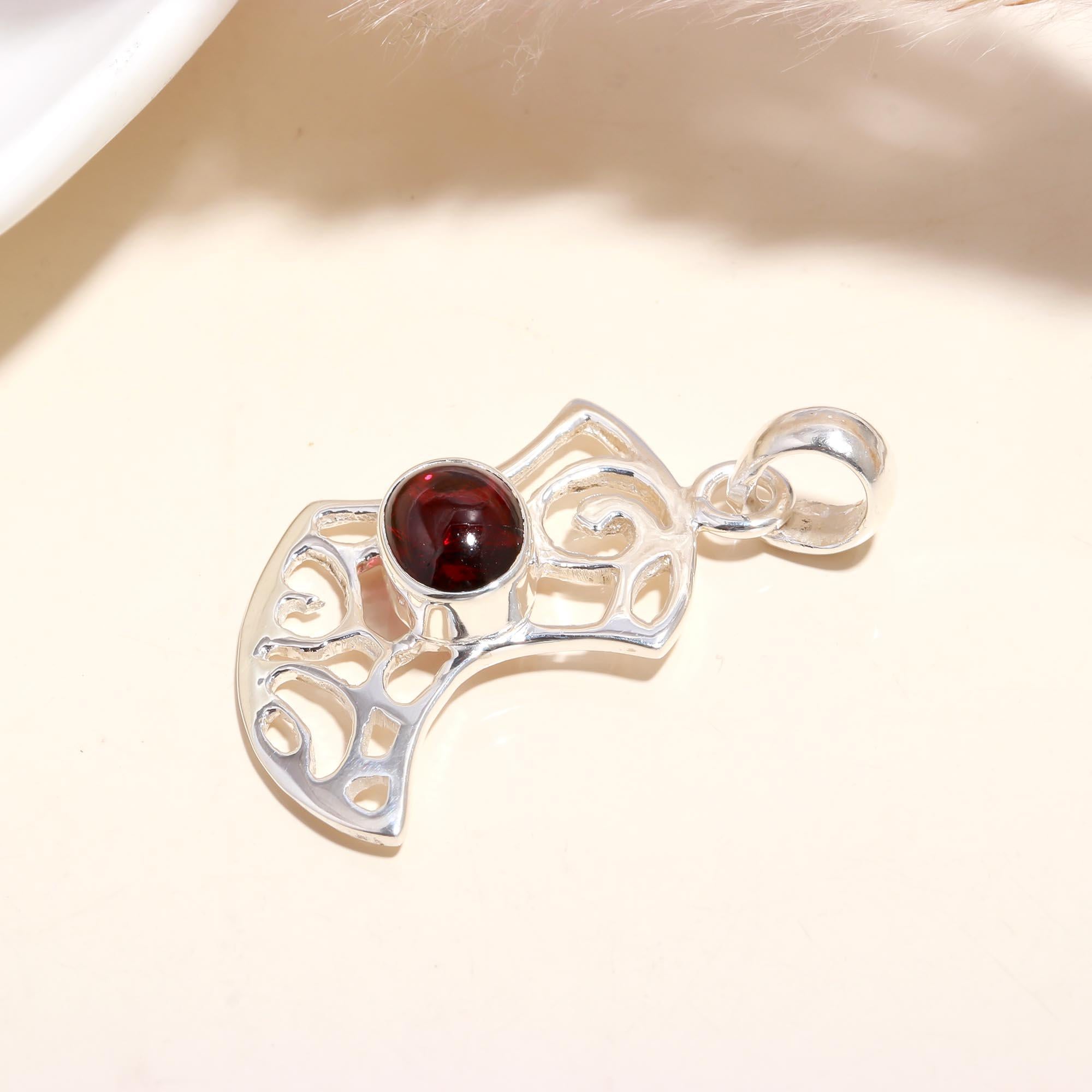 The Scroll Fan: Garnet Filigree Silver Pendant