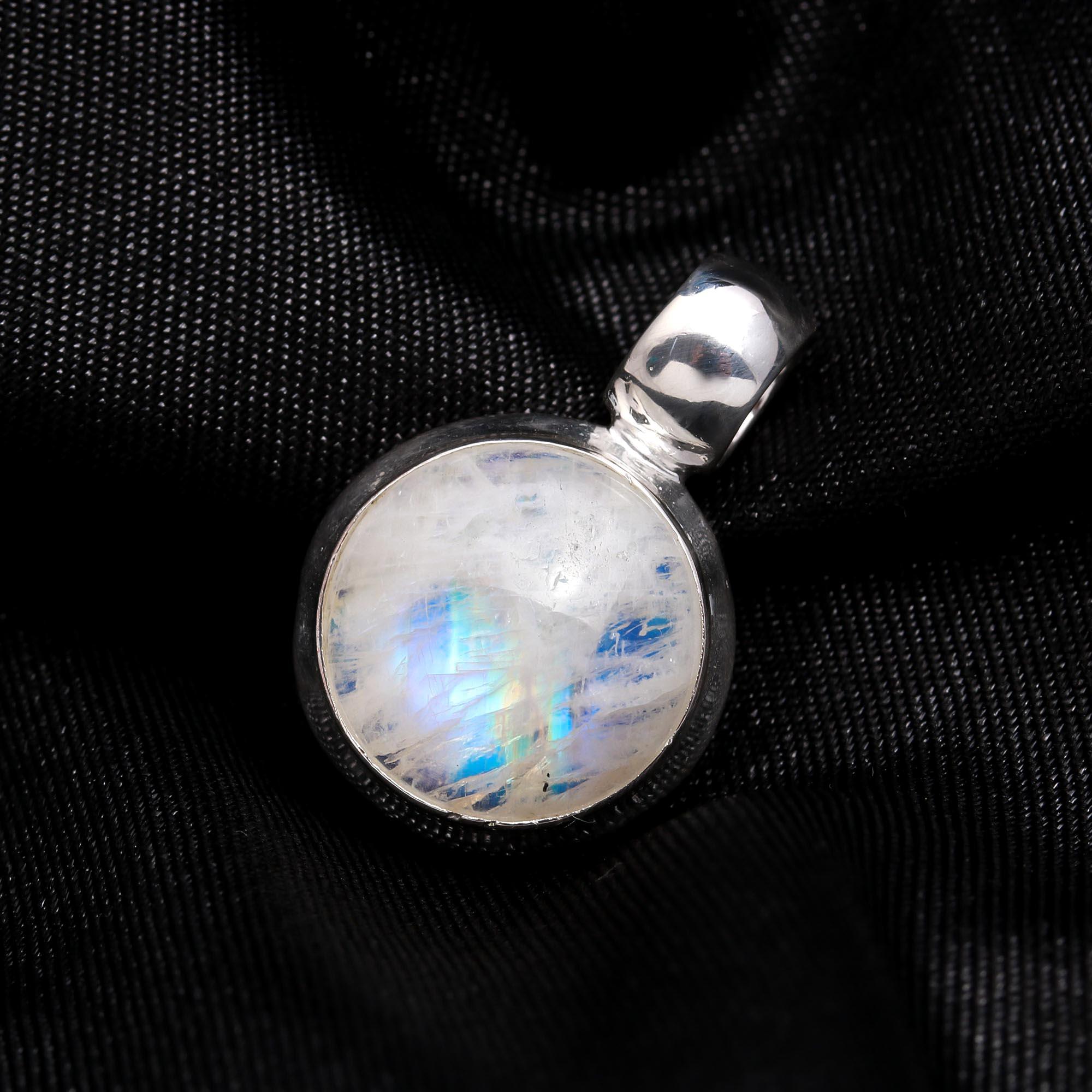 925 Sterling Silver Rainbow Moonstone Pendant