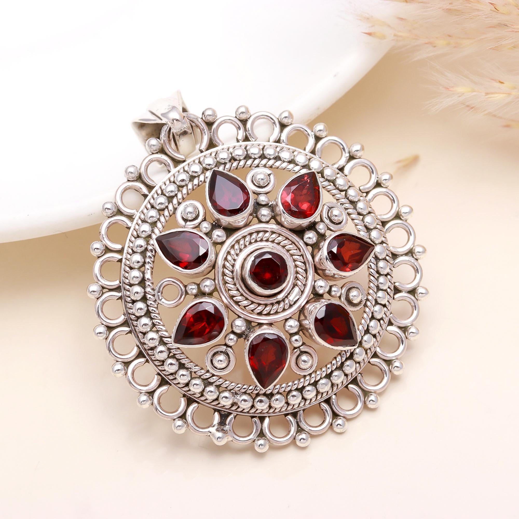 925 Sterling Silver Multi-Stone Garnet Vintage Filigree Pendant
