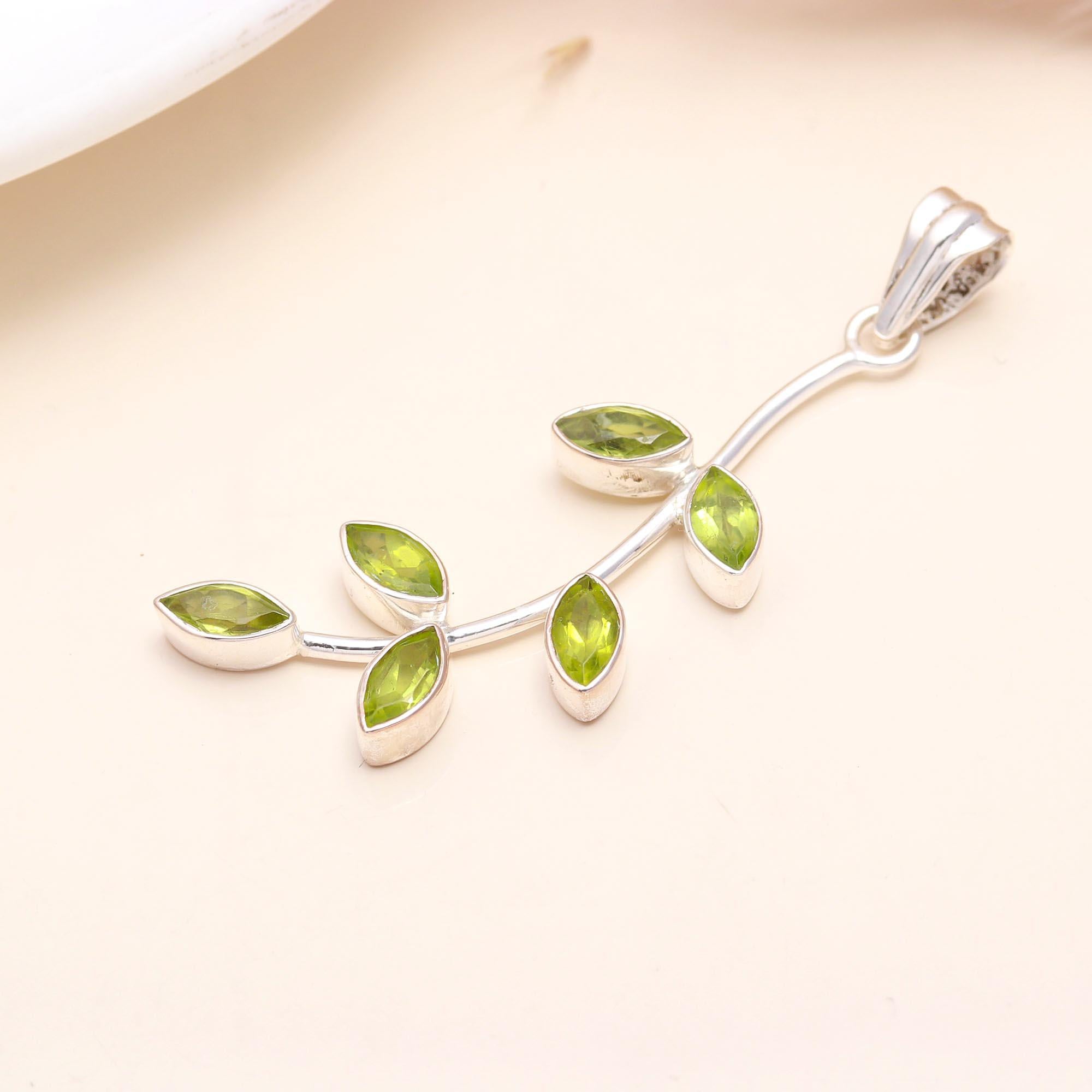 925 Sterling Silver Peridot Leaf Pendant