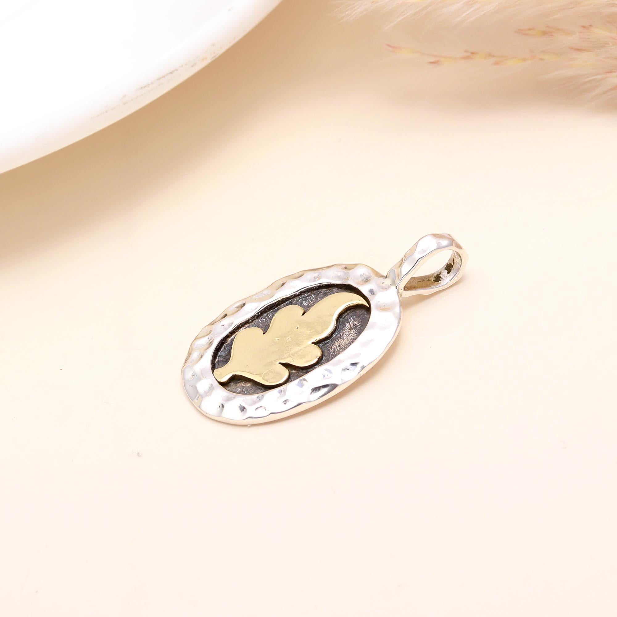 925 Sterling Silver Oak Leaf Pendant
