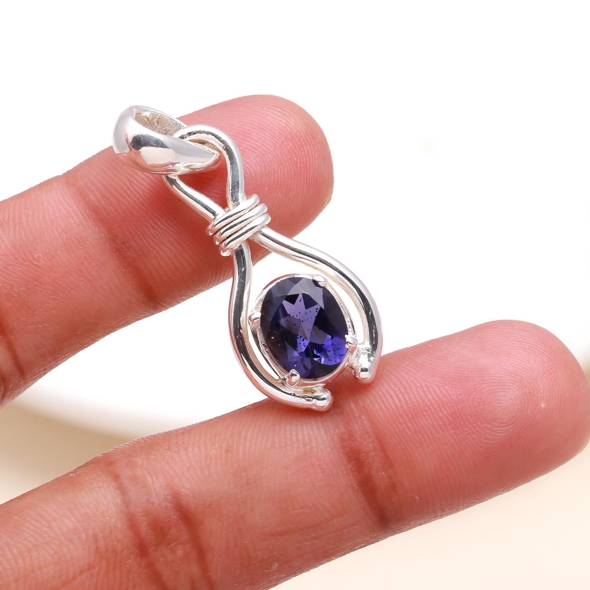925 Sterling Silver Blue Faceted Iolite Pendant