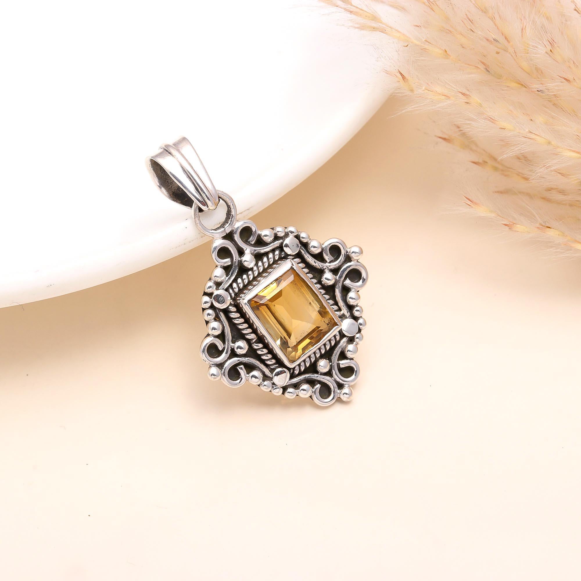 925 Sterling Silver Vintage Citrine Boho Pendant