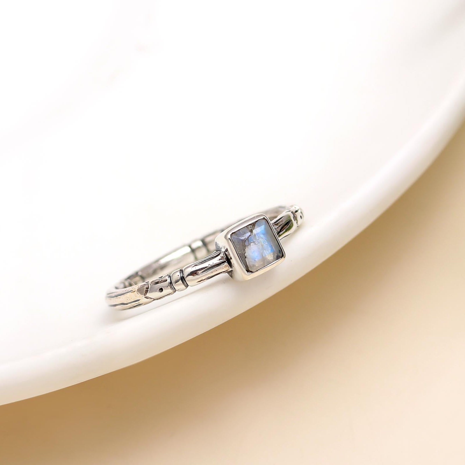 The Mystic Bamboo: Square Labradorite & Textured Silver Ring