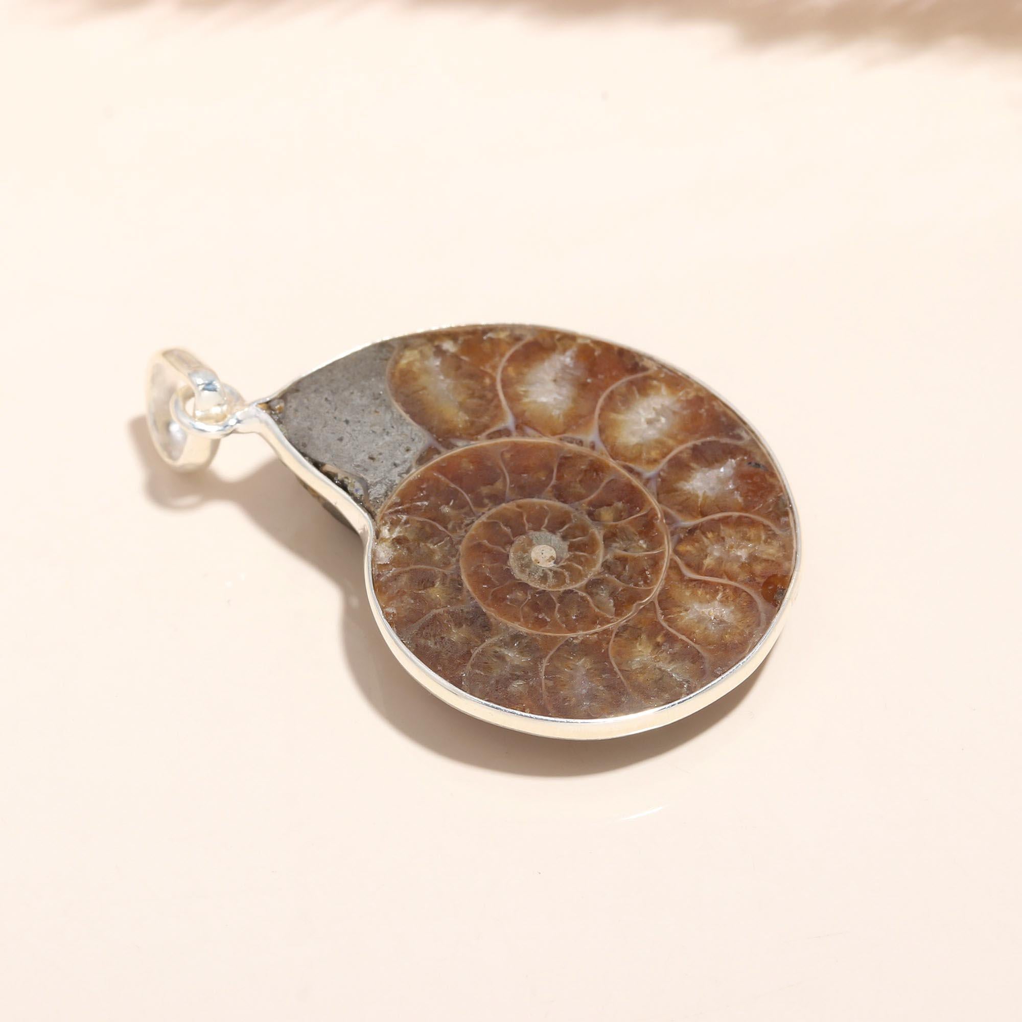 925 Sterling Silver Natural Spiral Shell Ammonite Fossil Pendant