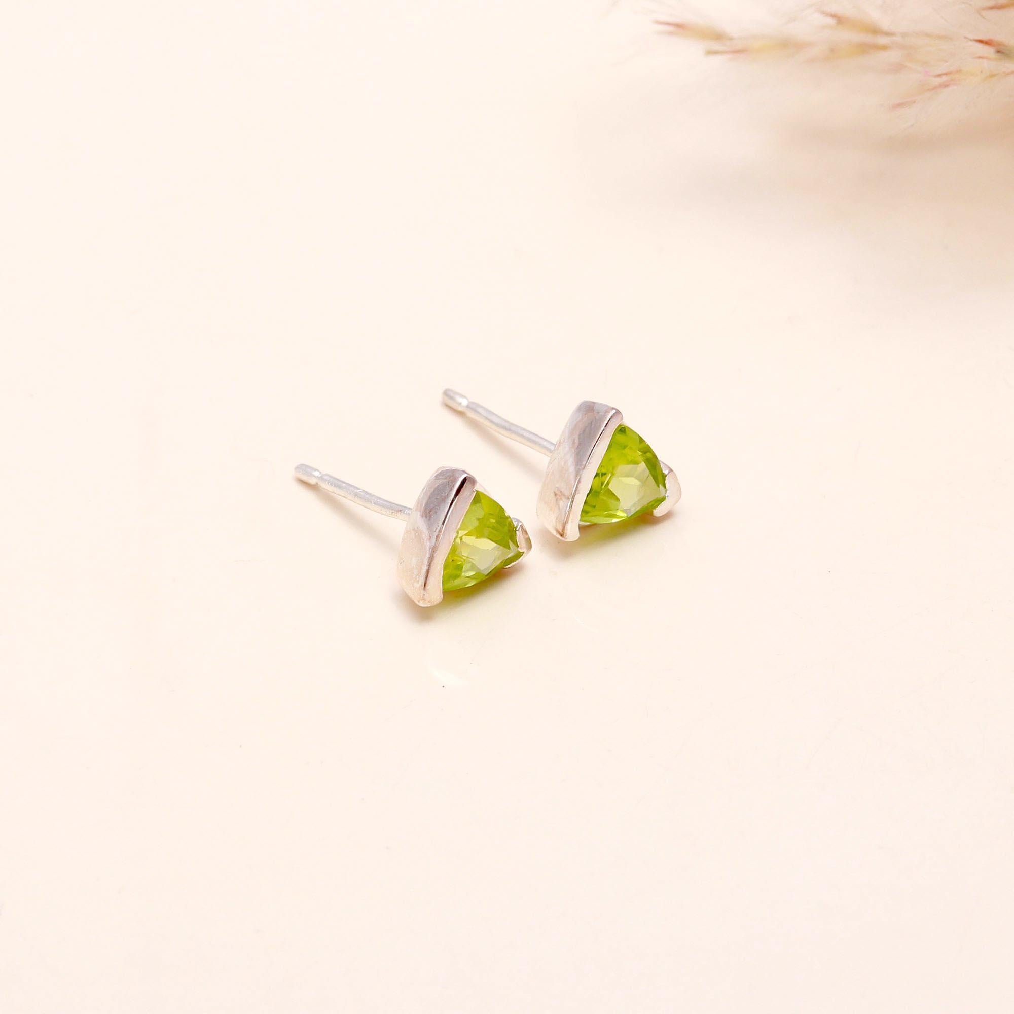 925 Sterling Silver Trillion Cut Peridot Stud Earrings
