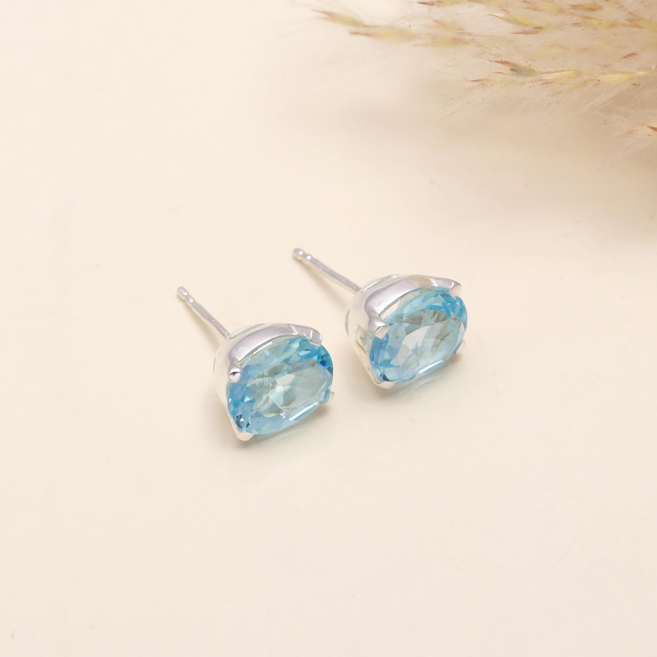 925 Sterling Silver Blue Topaz Stud Earrings