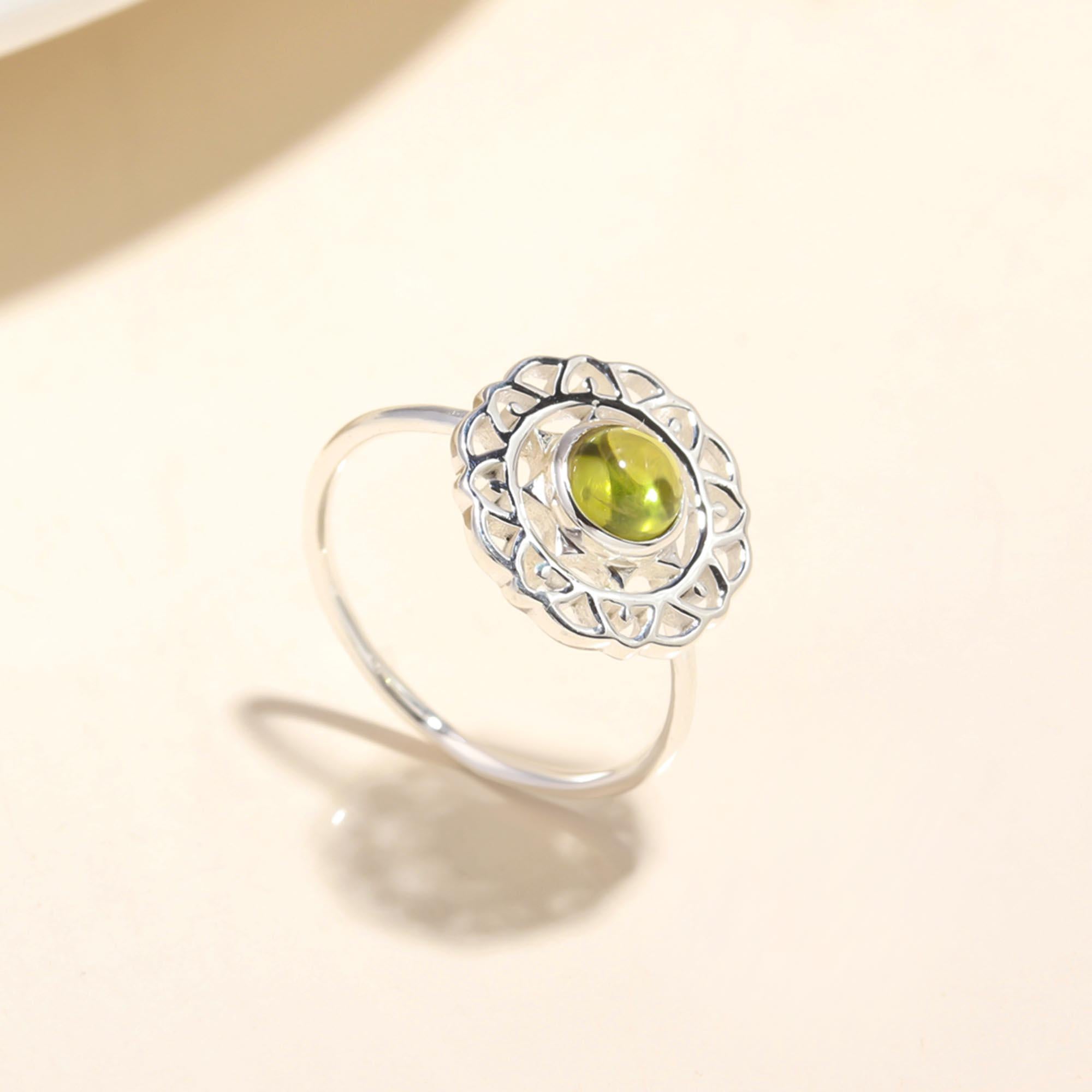 925 Sterling Silver Peridot Mandala Ring