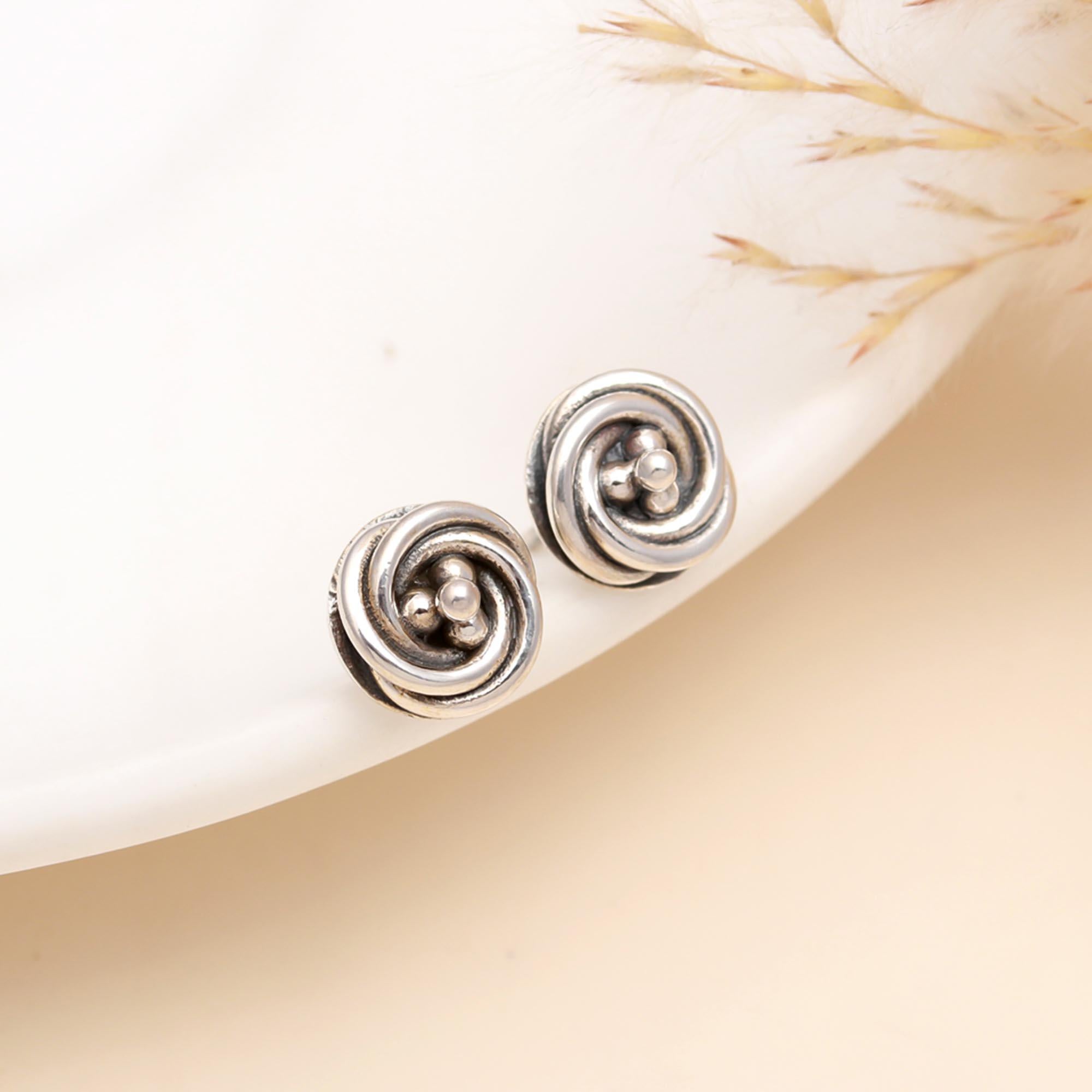 925 Sterling Silver Vintage Knot Stud Earrings