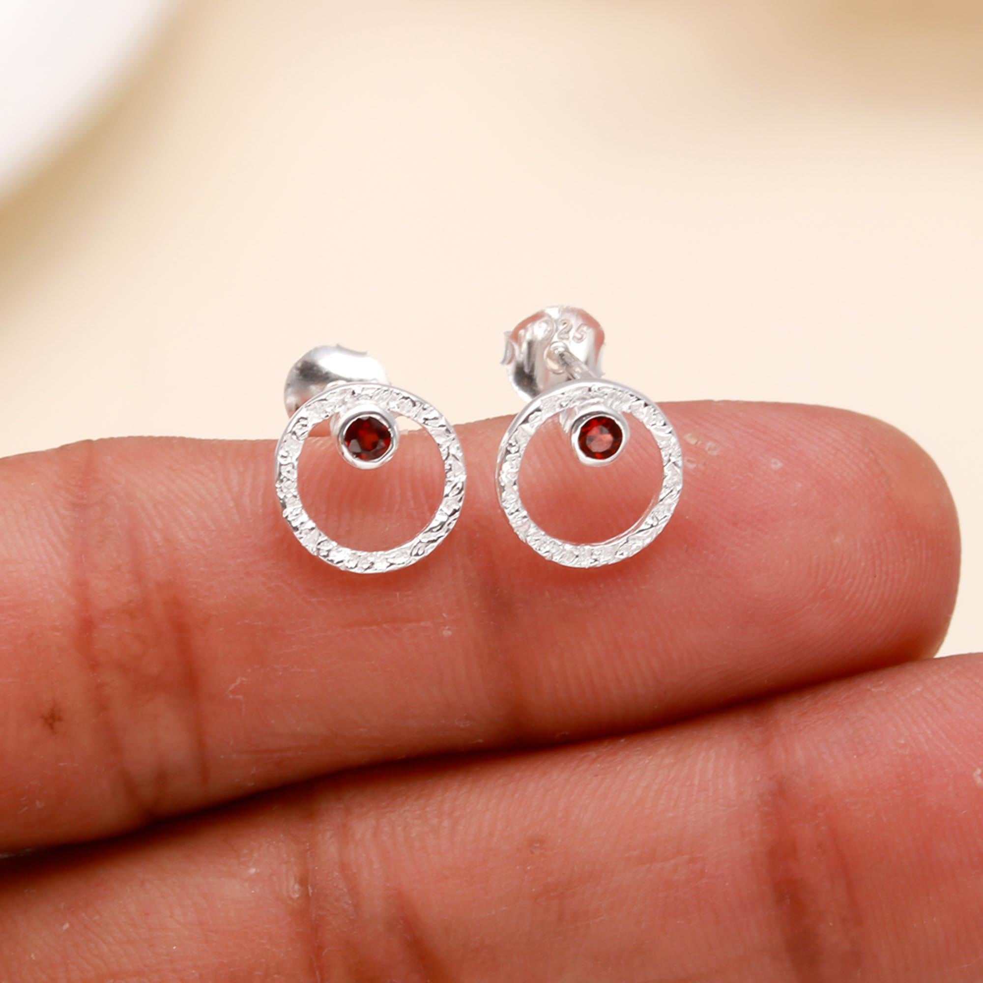 925 Sterling Silver Circle Red Garnet Stud Earrings