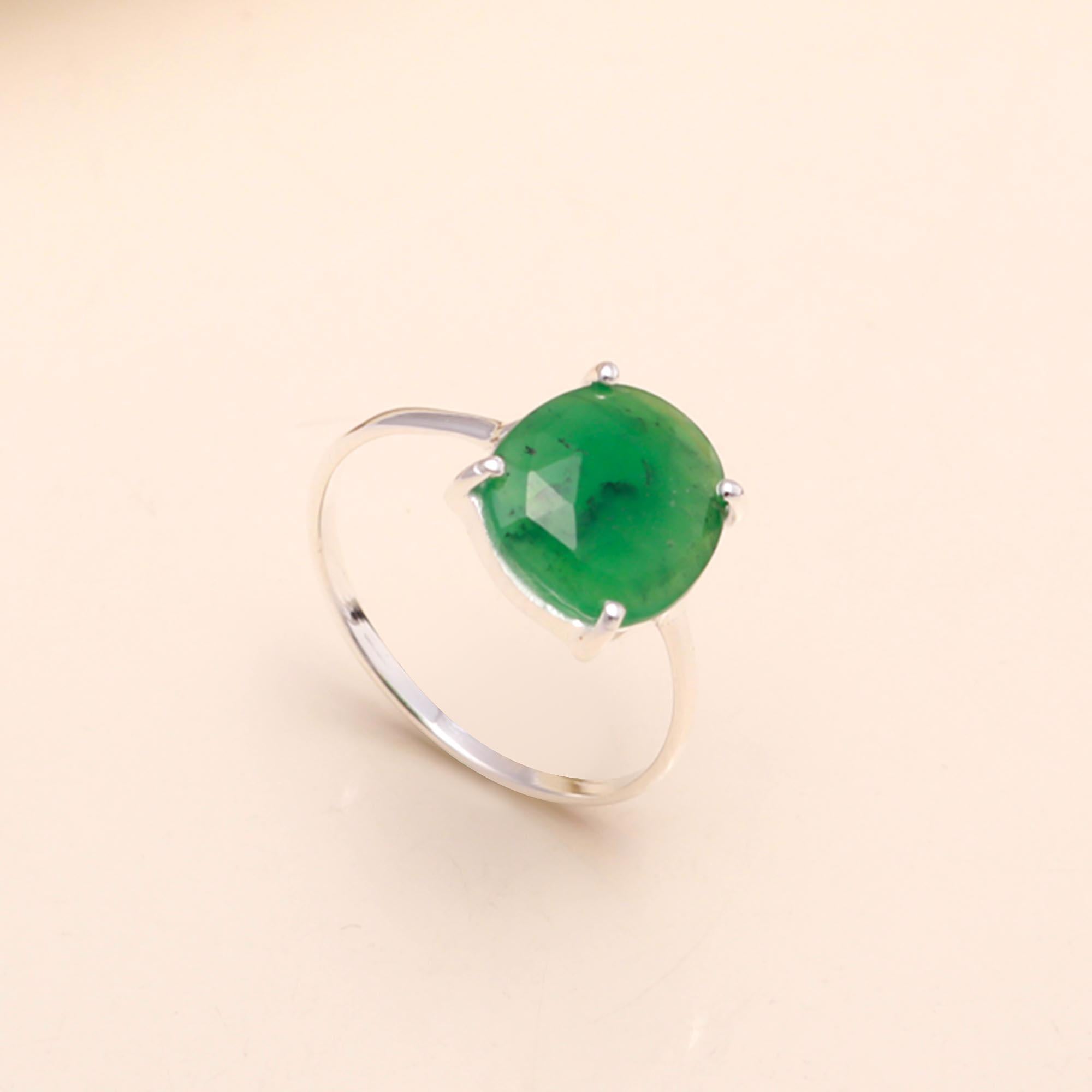 925 Sterling Silver Cushion-Cut Green Jade Ring