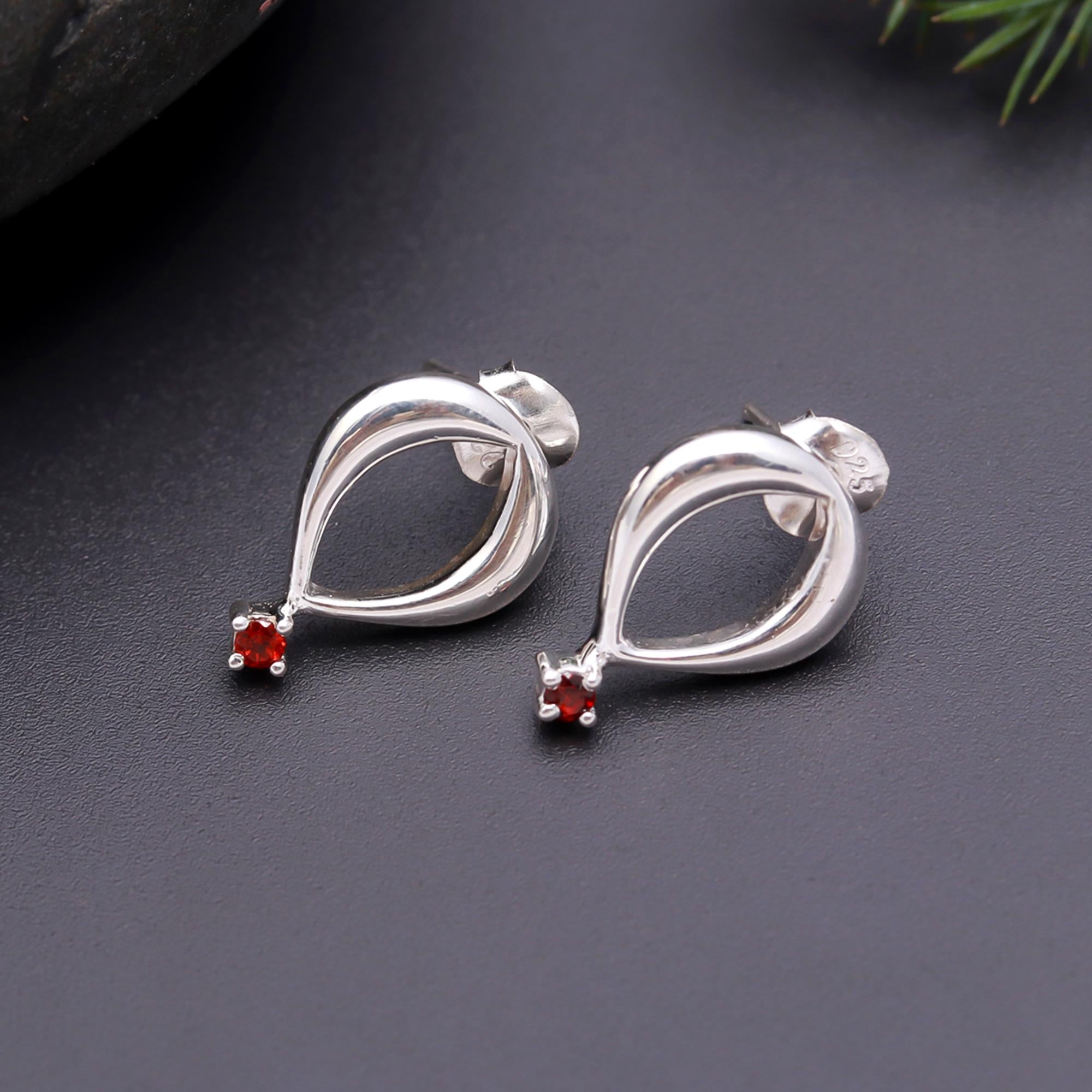 925 Silver Teardrop Stud Earrings