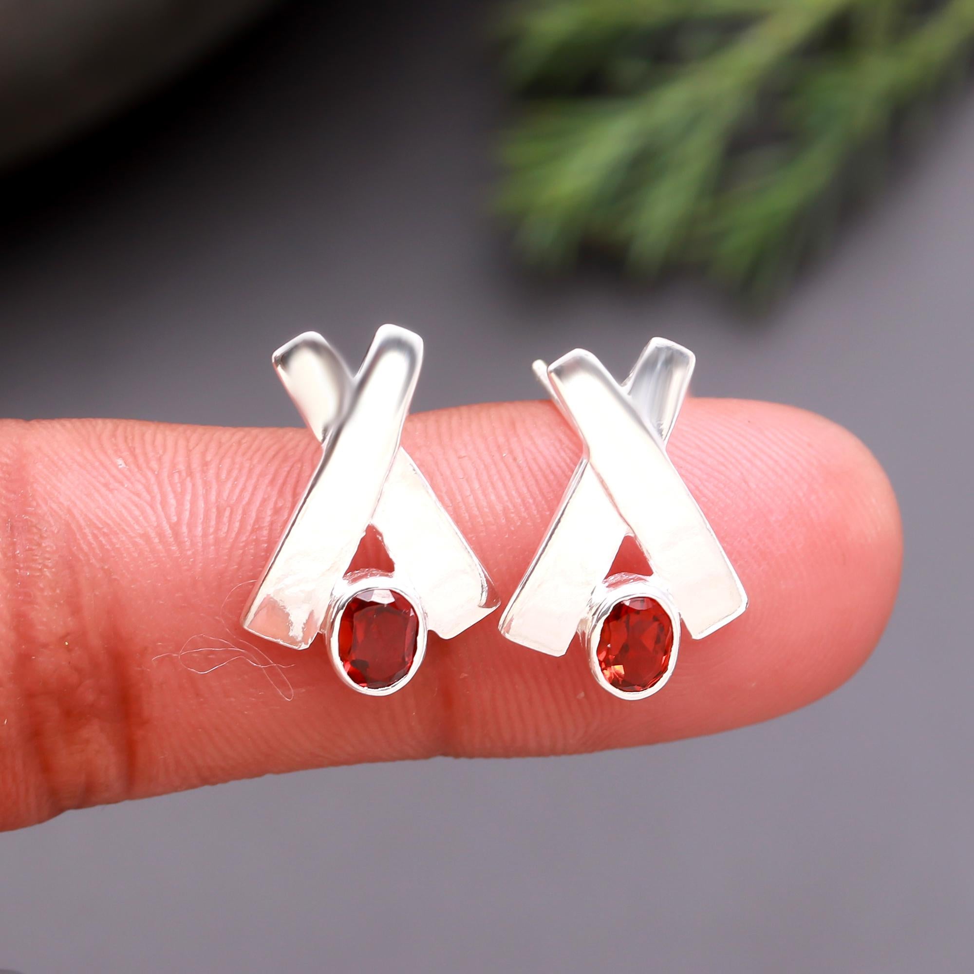 925 Silver Red Garnet Stud Earrings