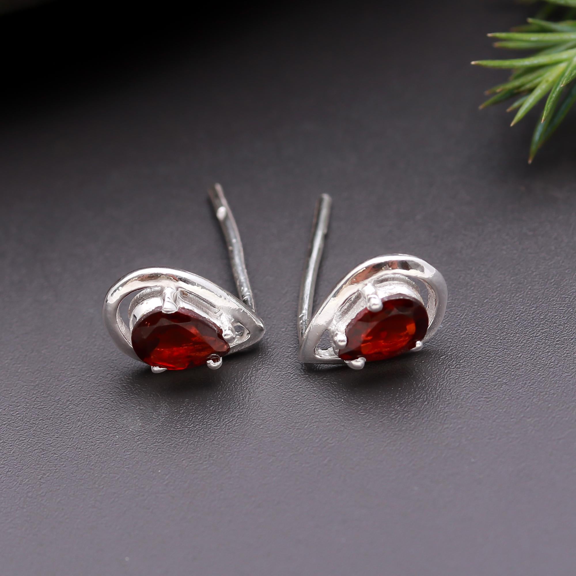 925 Silver Pear Garnet Stud Earrings