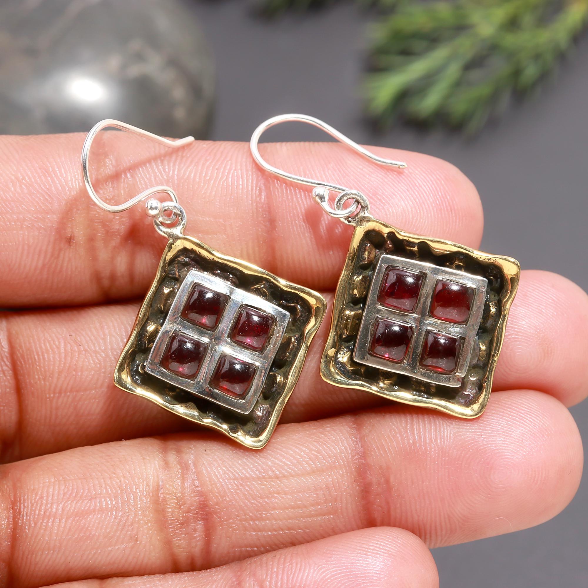 925 Silver Garnet Grid Dangle Earrings