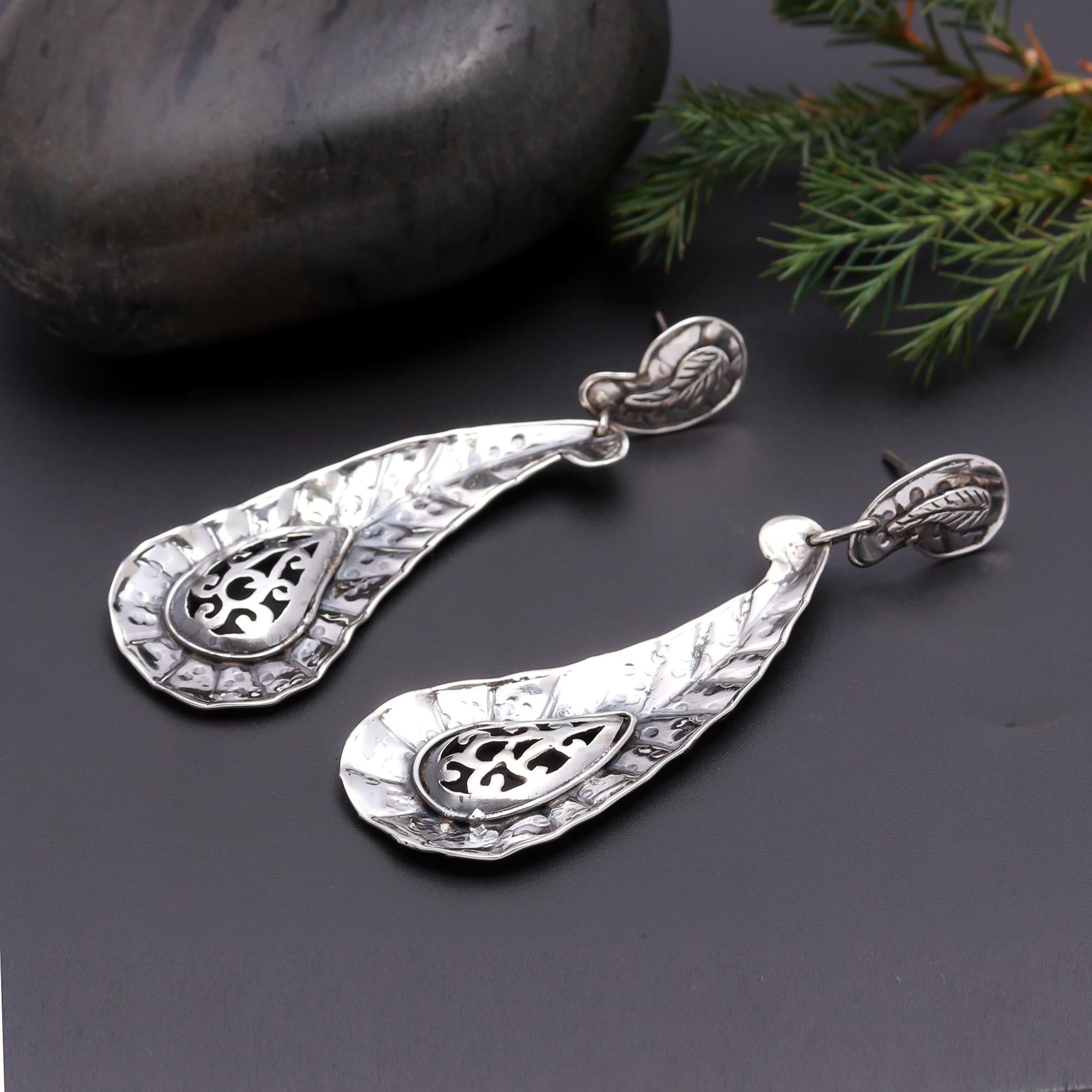 925 Silver Textured Teardrop Filigree Drop Earrings