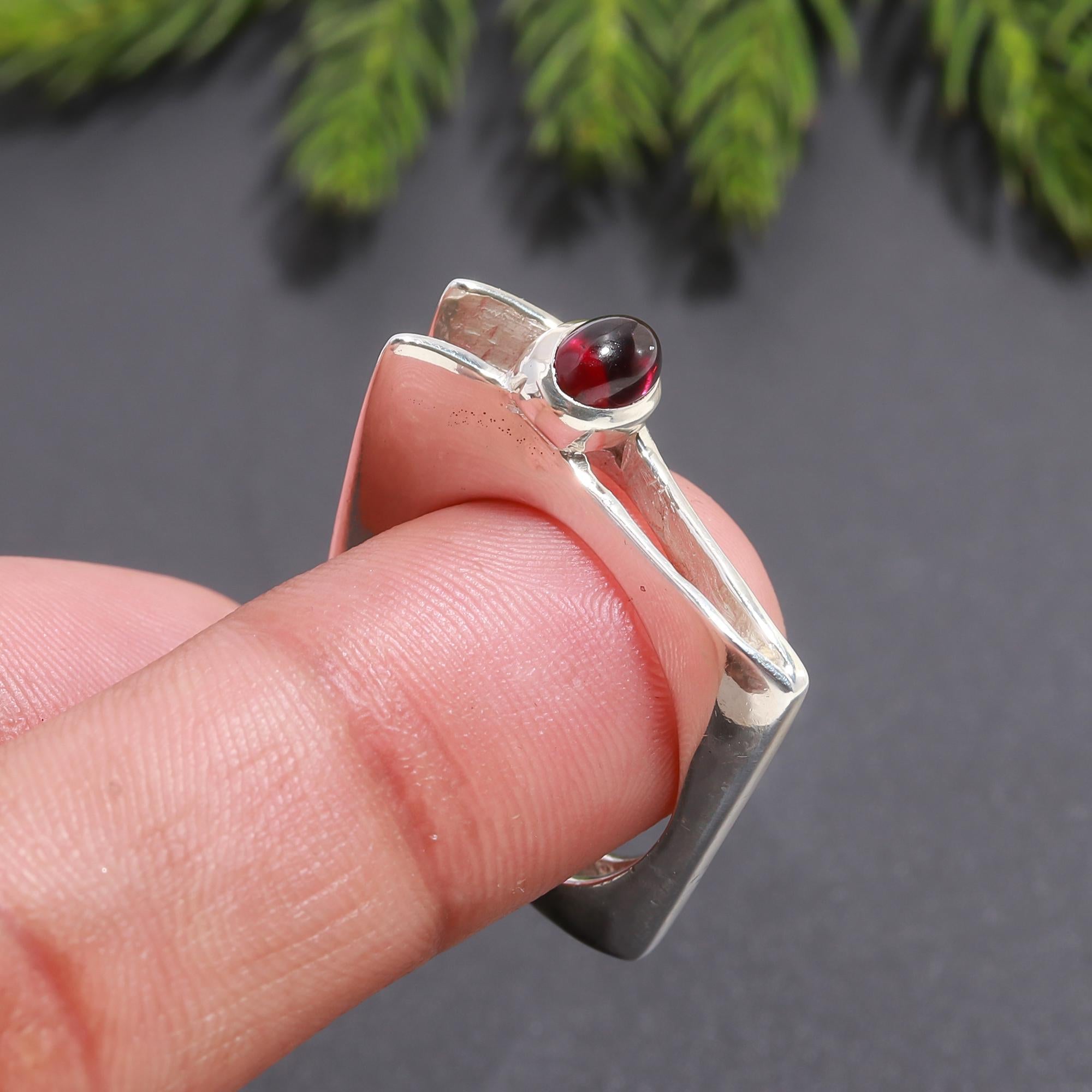 925 Silver Garnet Ring