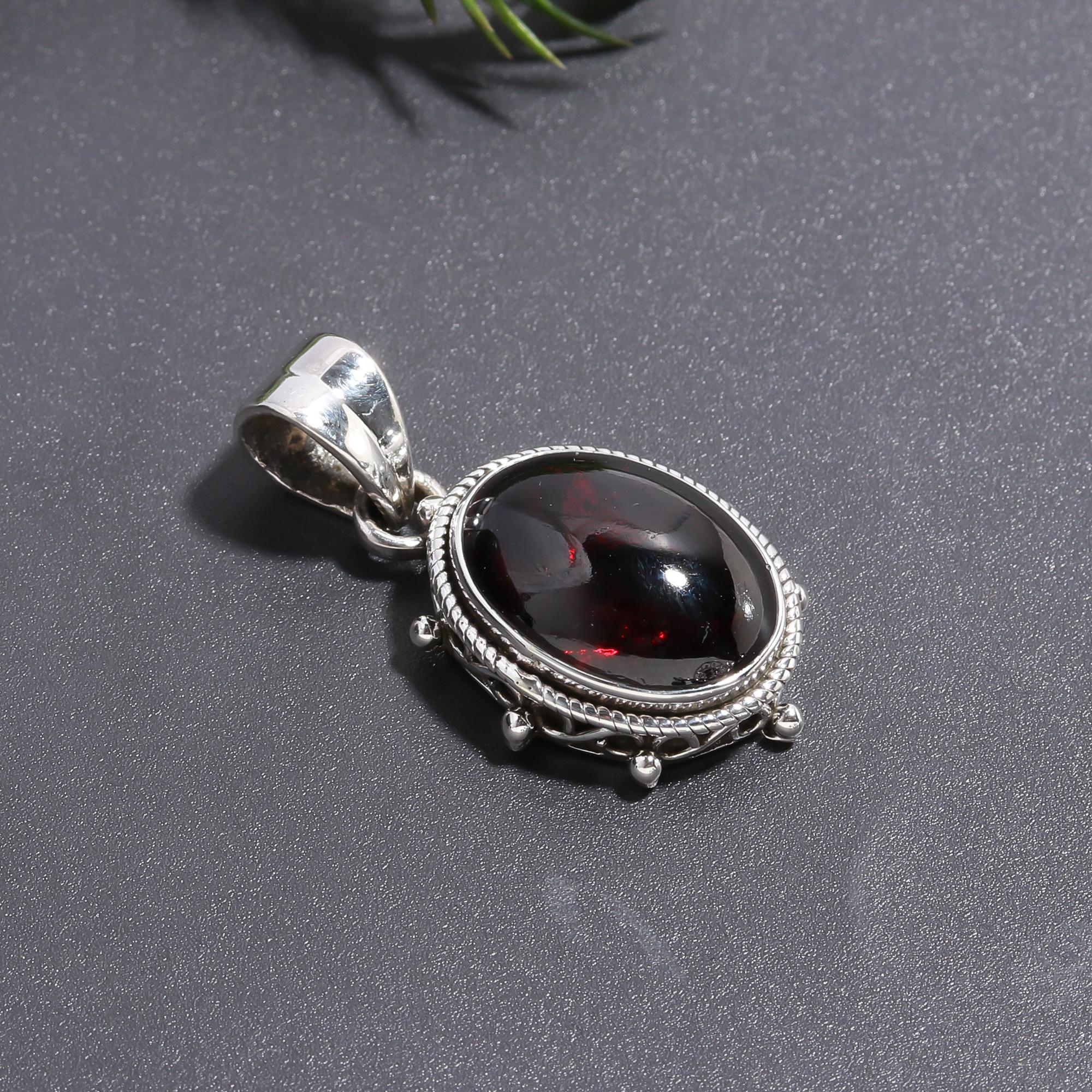 925 Silver Garnet Pendant