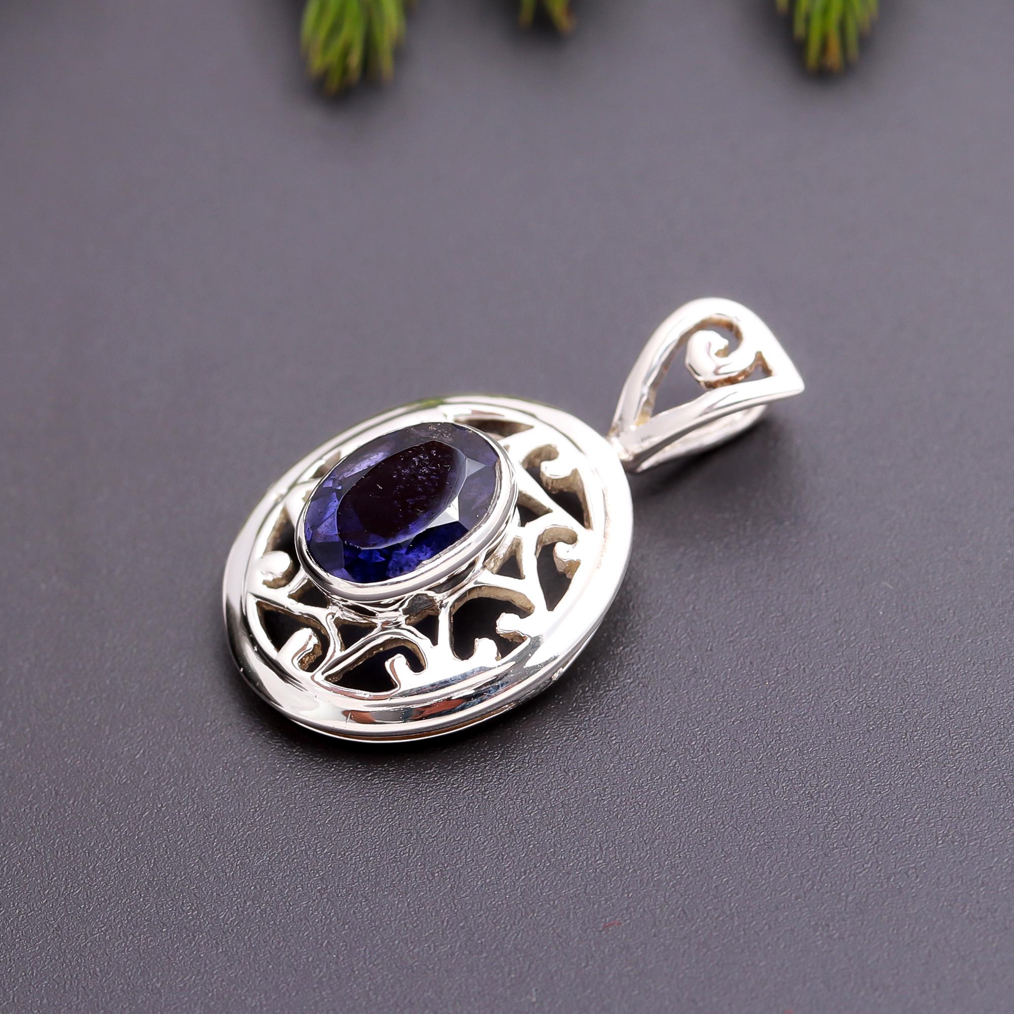 925 Silver Iolite Filigree Pendant