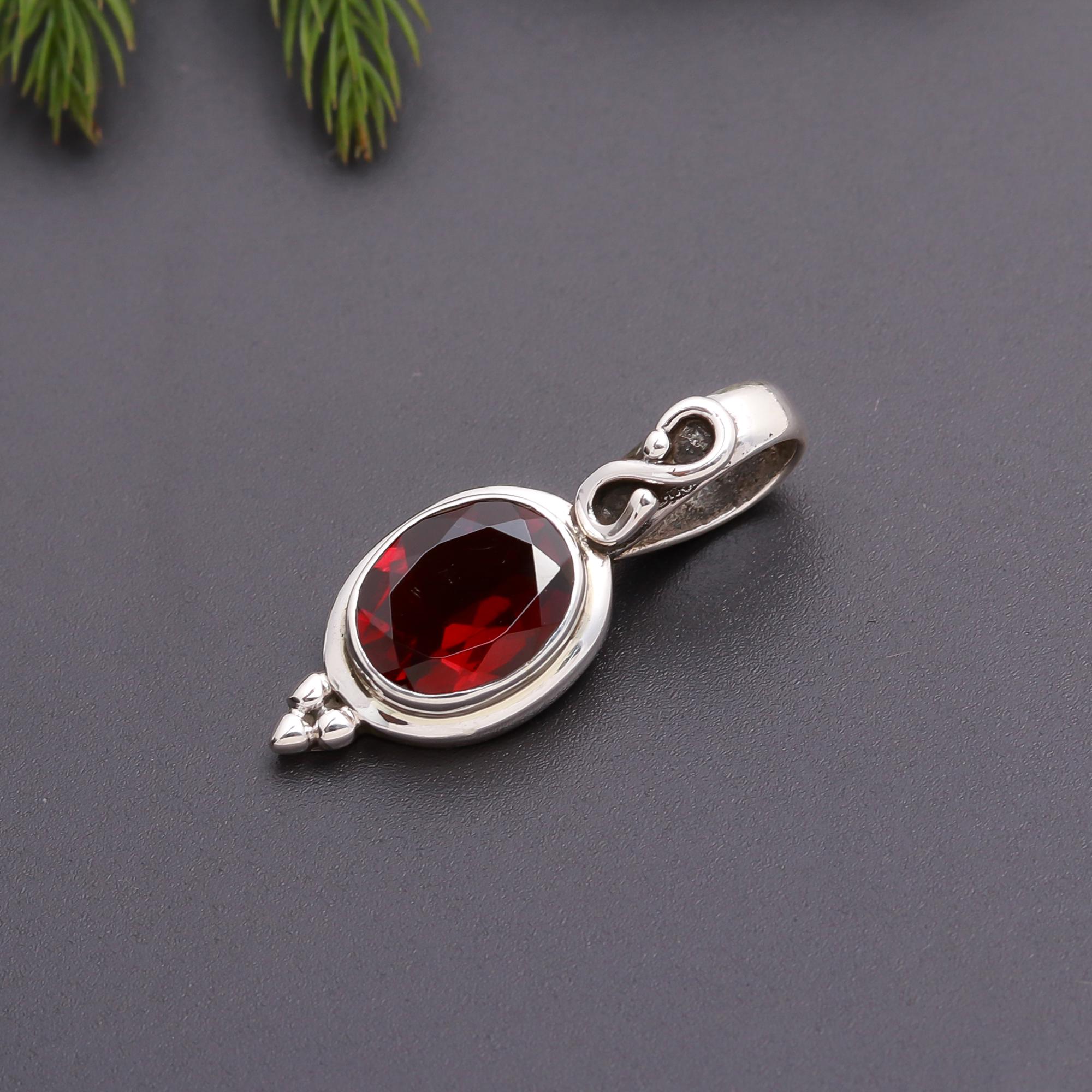 925 Silver Garnet Pendant