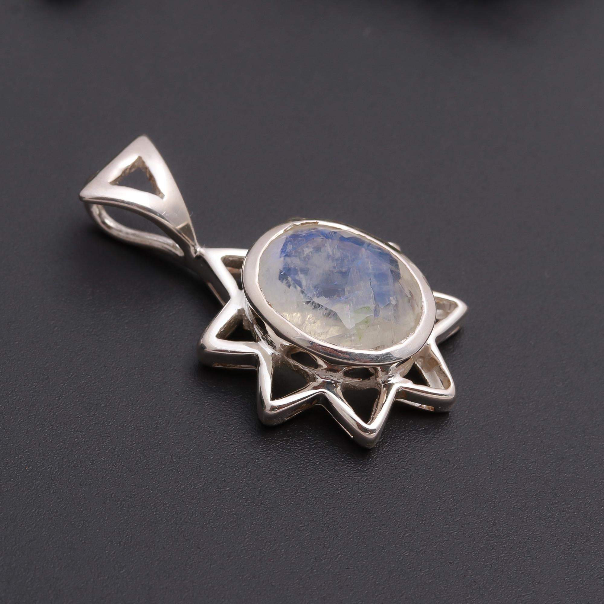 925 Silver Moonstone Pendant
