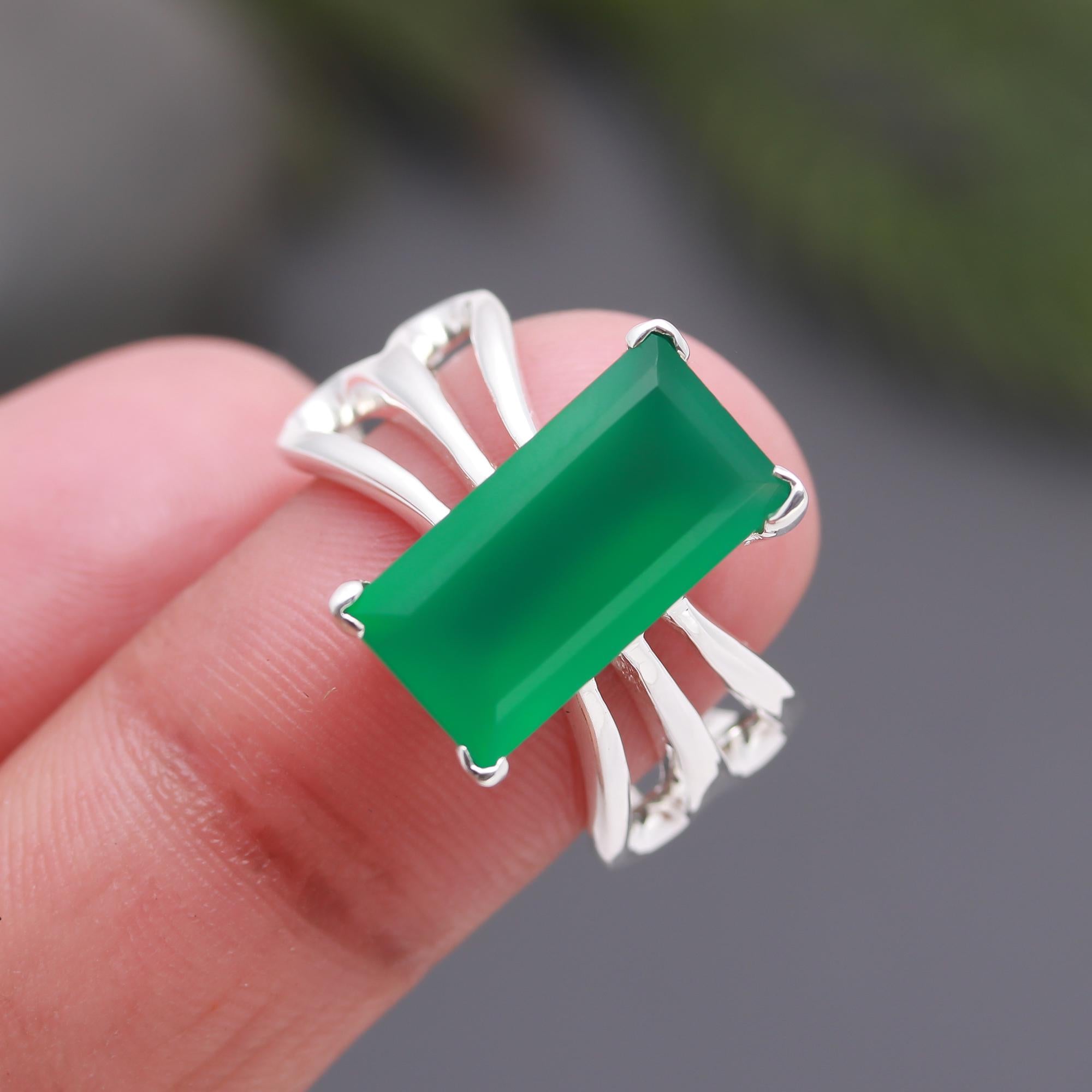 925 Silver Emerald Ring