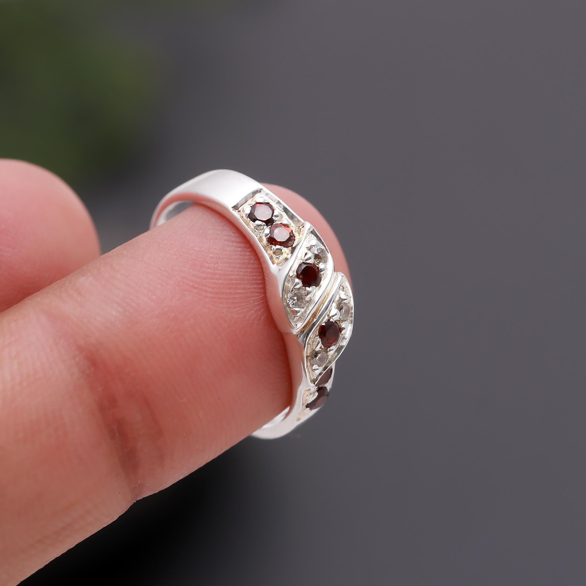925 Silver Wave Design Garnet & White Zircon Ring
