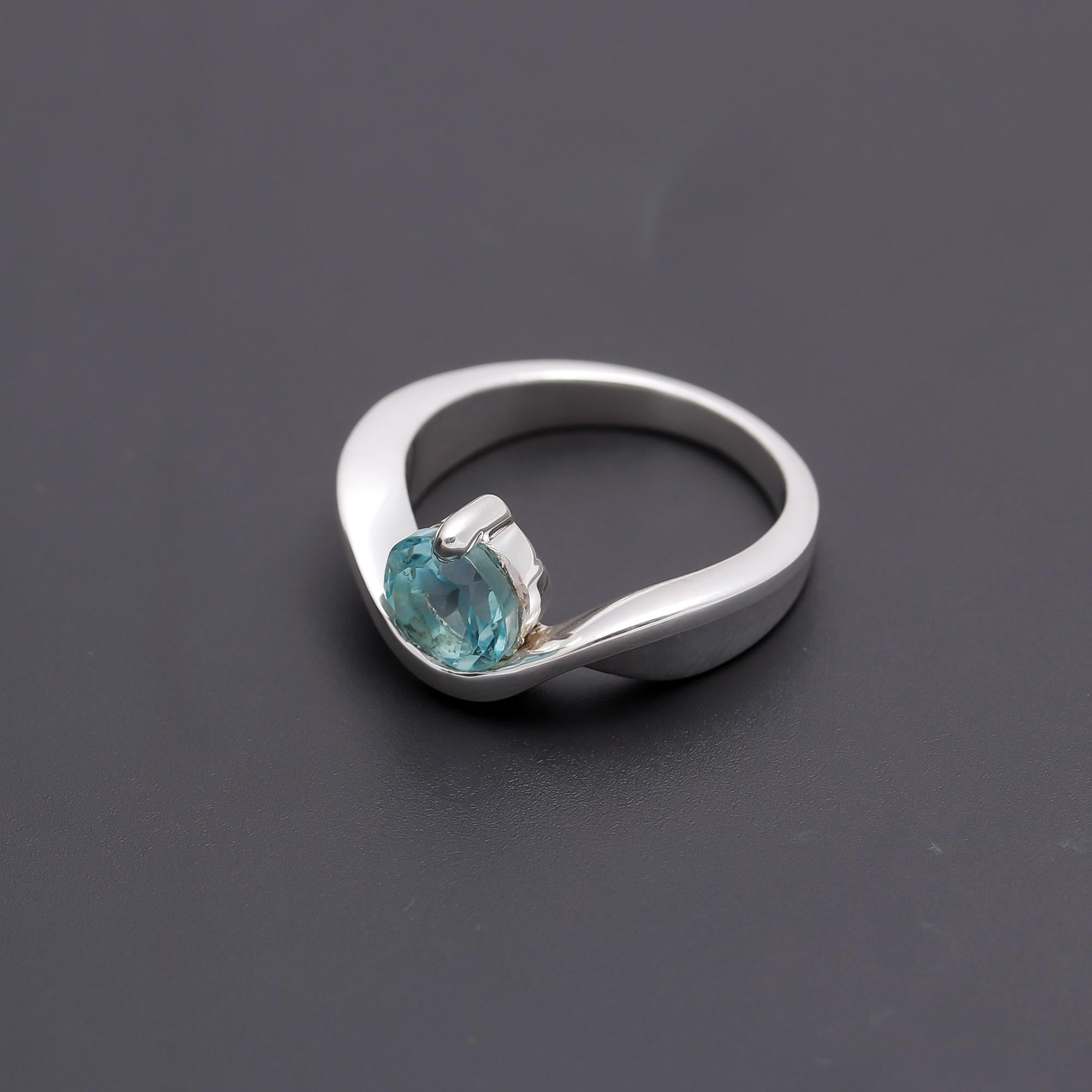 925 Silver Round Aquamarine Ring