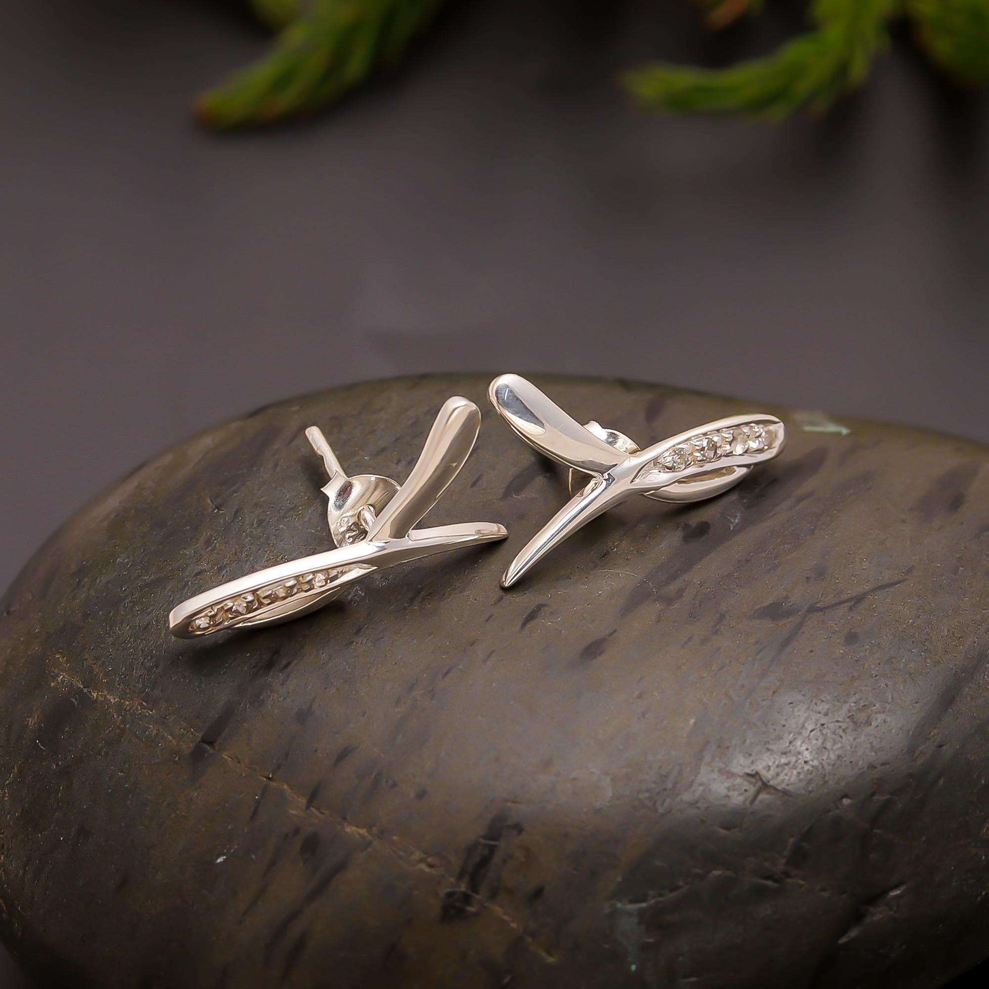 925 Silver Criss-Cross Spark Stud Earrings