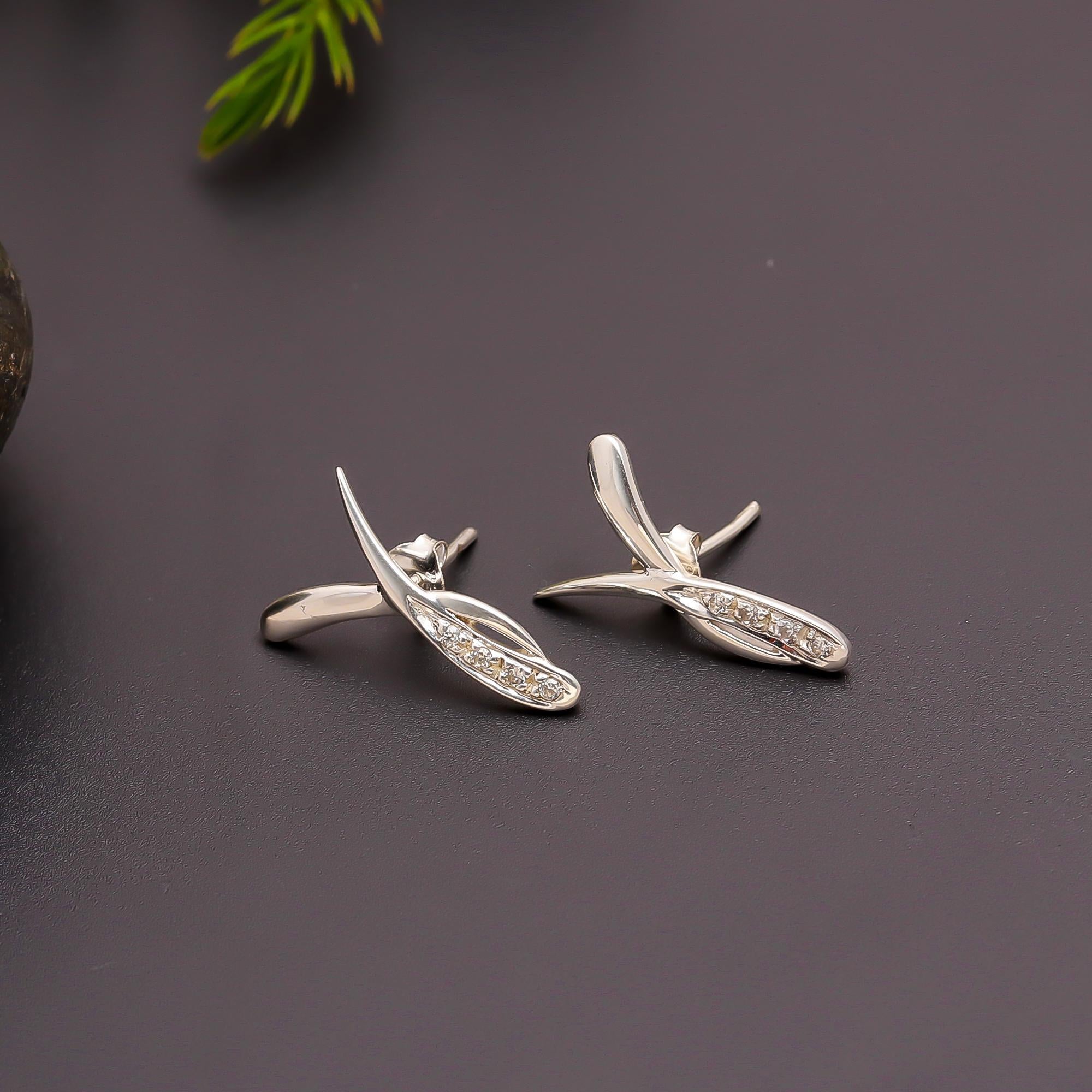 925 Silver Criss-Cross Spark Stud Earrings