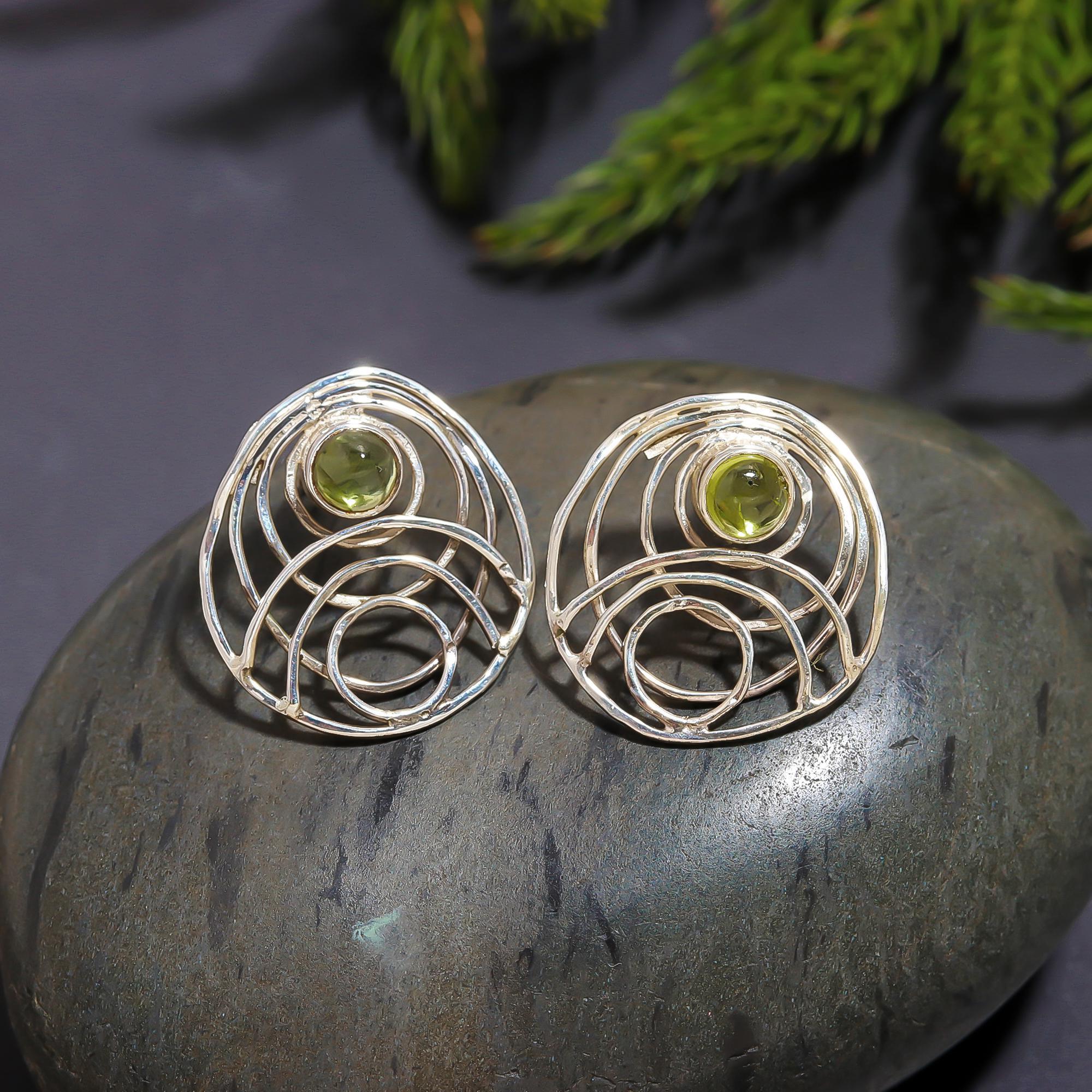 925 Silver Open Wire Peridot Stud Earrings