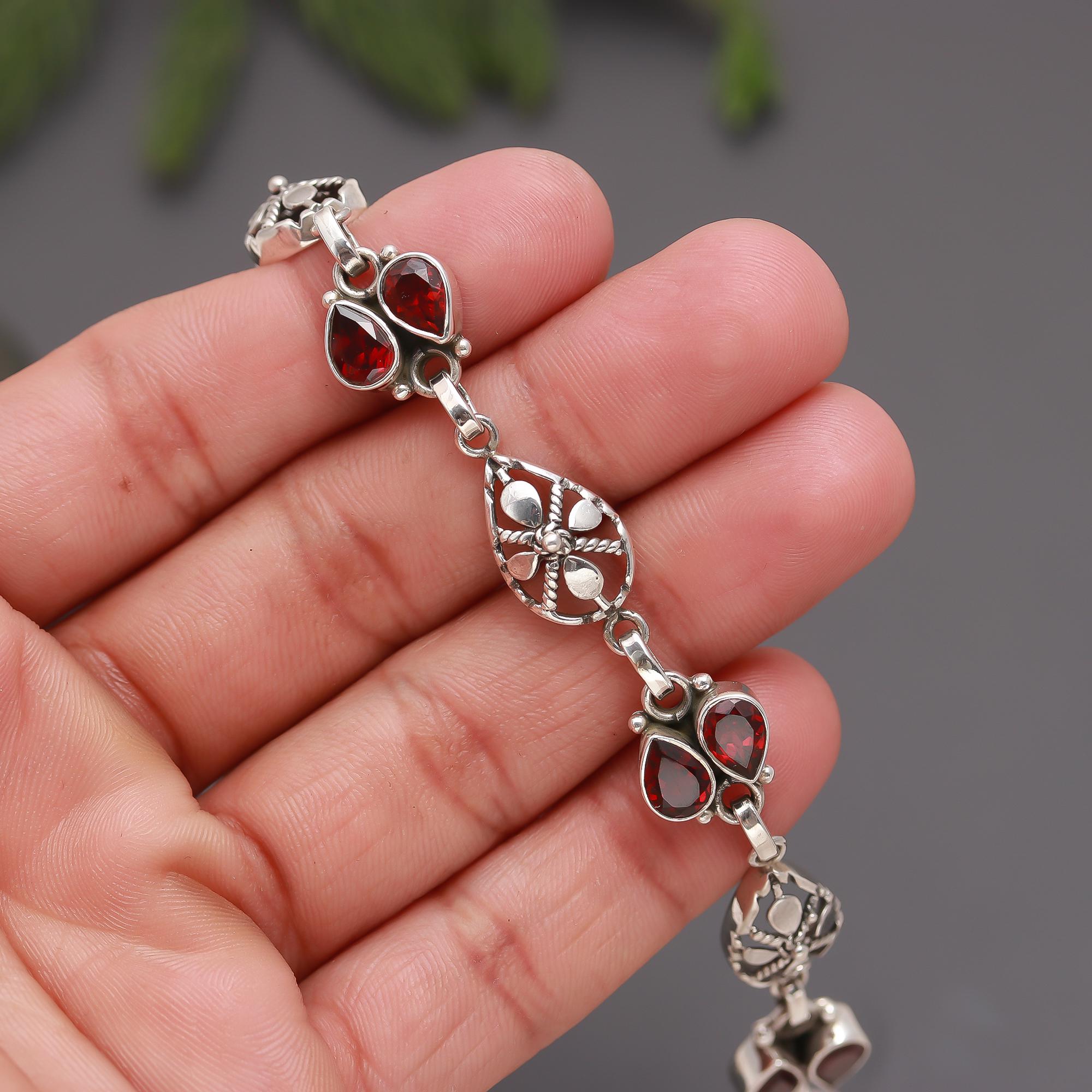 925 Silver Teardrop Garnet Link Bracelet