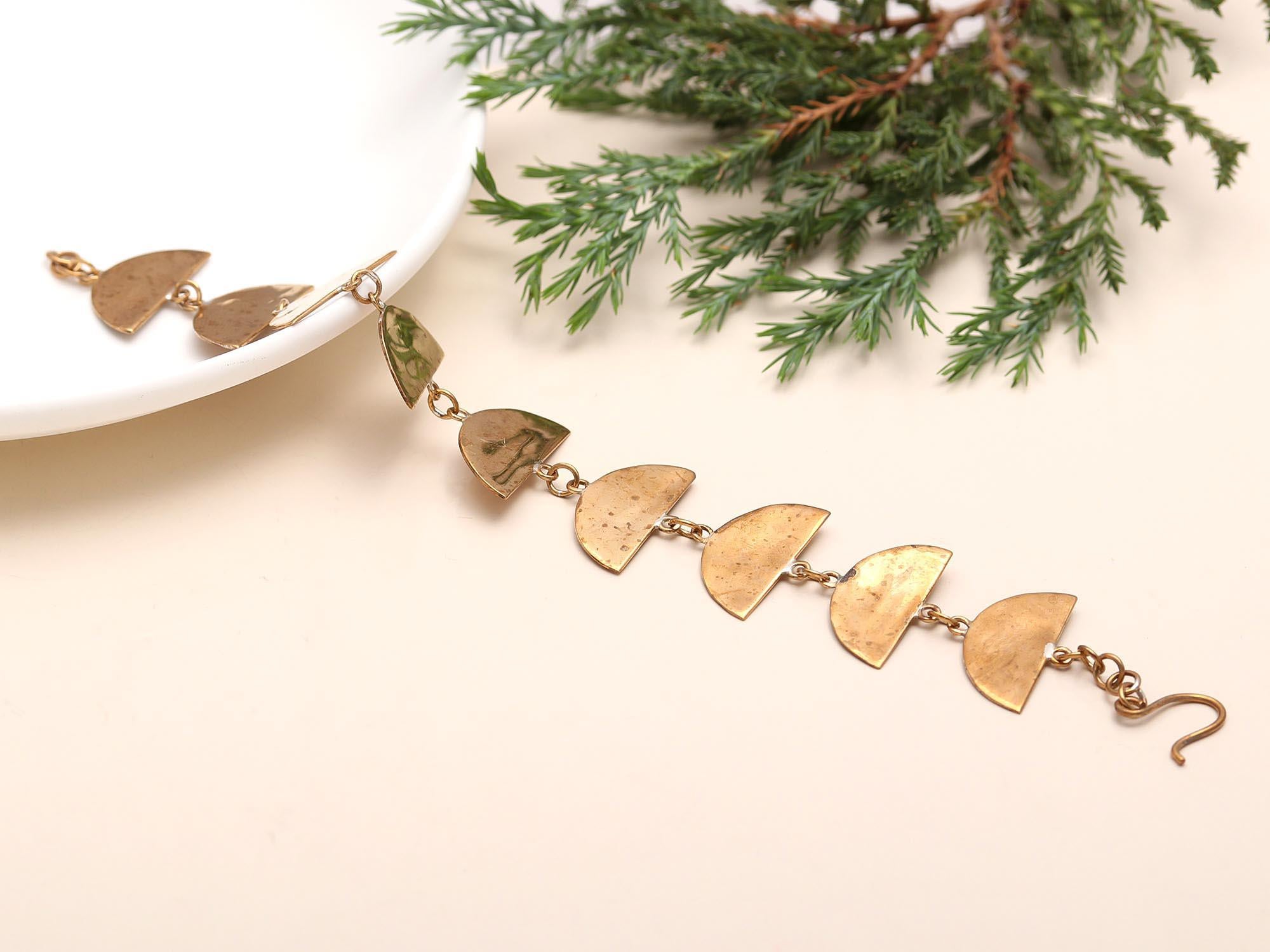 925 Silver Half-Moon Link Bracelet