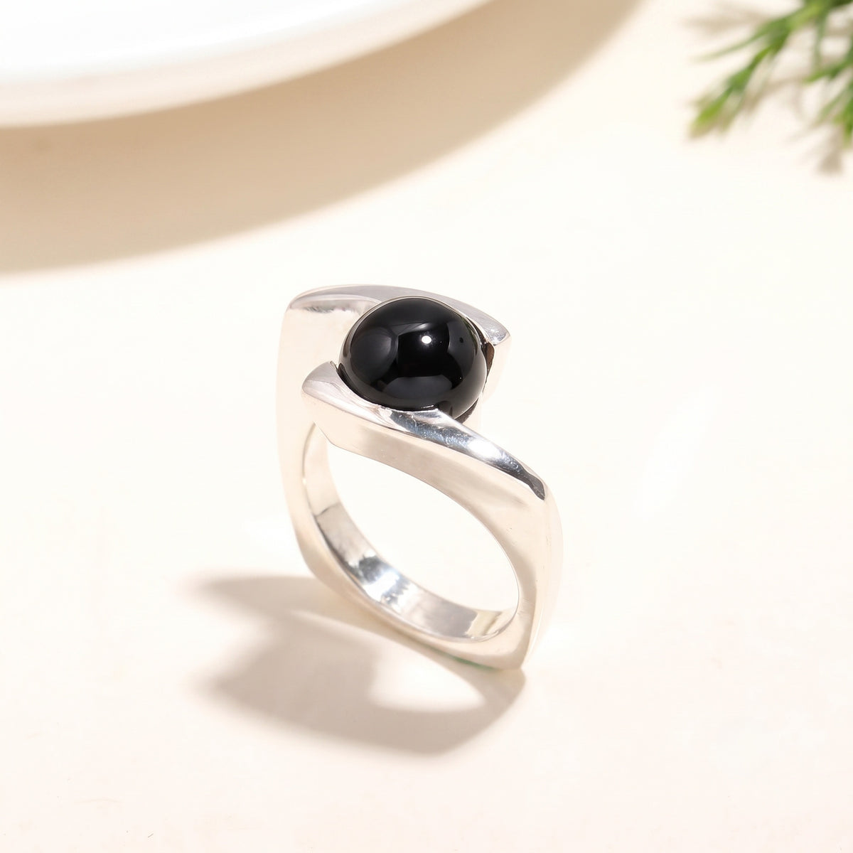 925 Silver Round Amethyst Ring