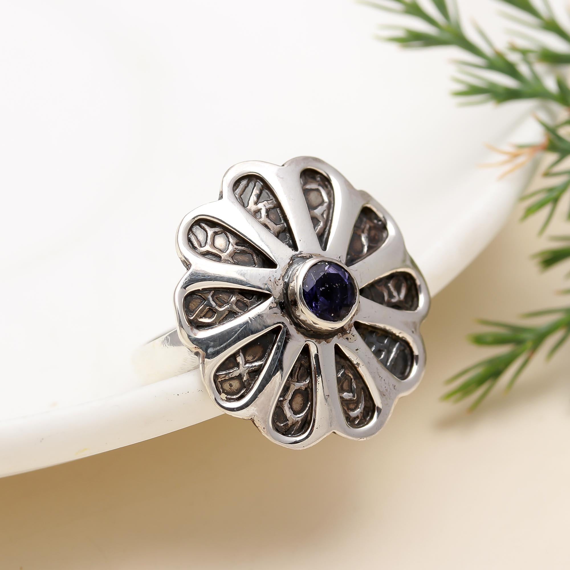 925 Silver Iolite Floral Ring